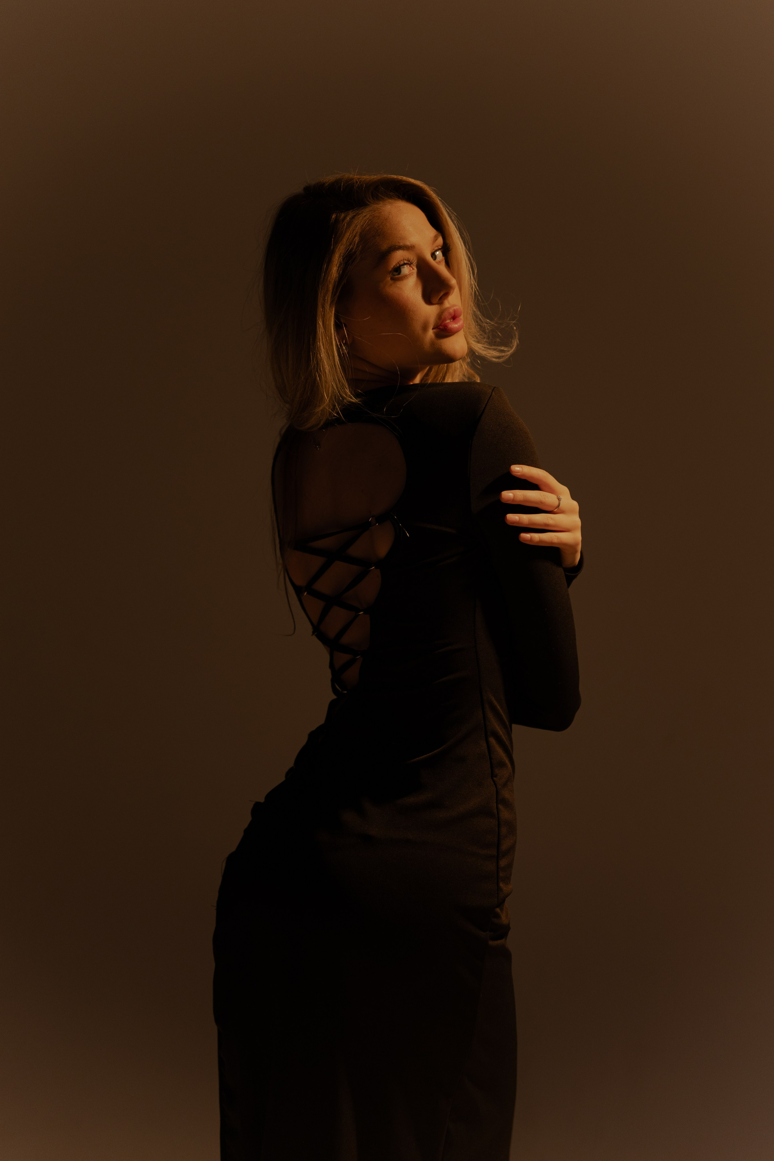 Эля. Свадебный и контент фотограф в Красноярске Марианна Перфильева