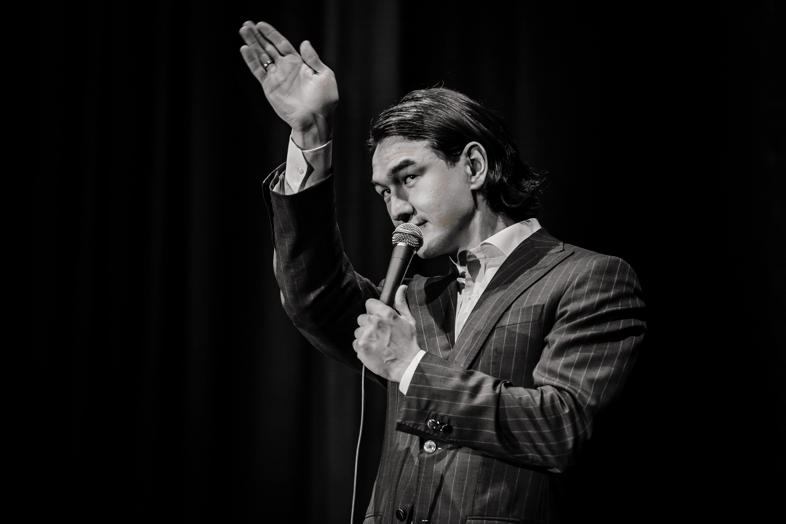 Сольный концерт Нурлана Сабурова. Свадебный и репортажный, фуд фотограф в Новороссийске Евгений Александриди