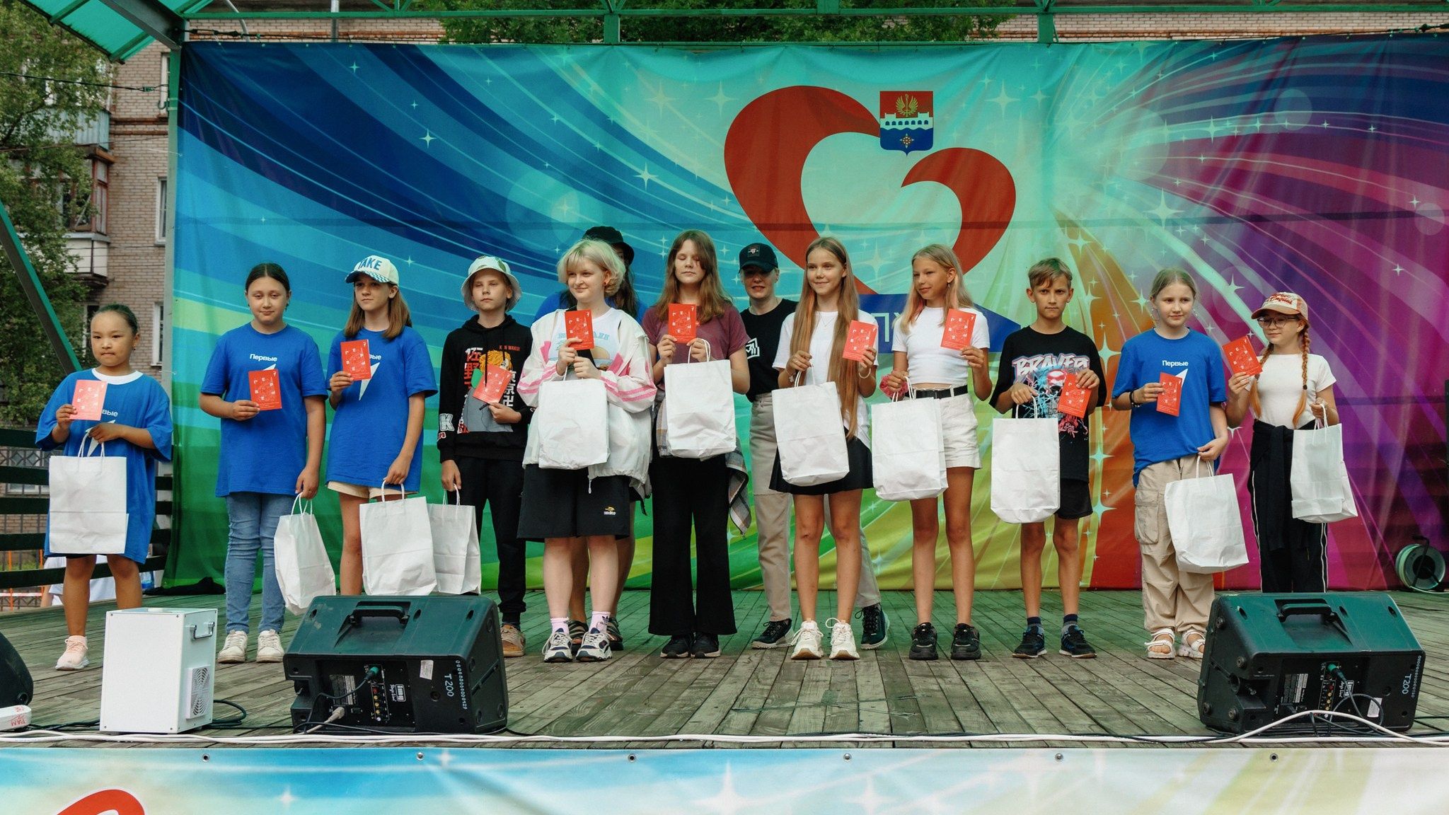 День молодёжи в парке 40-летия ВЛКСМ. Свадебный и семейный фотограф в г. Волхов Алексей Кочерыжкин