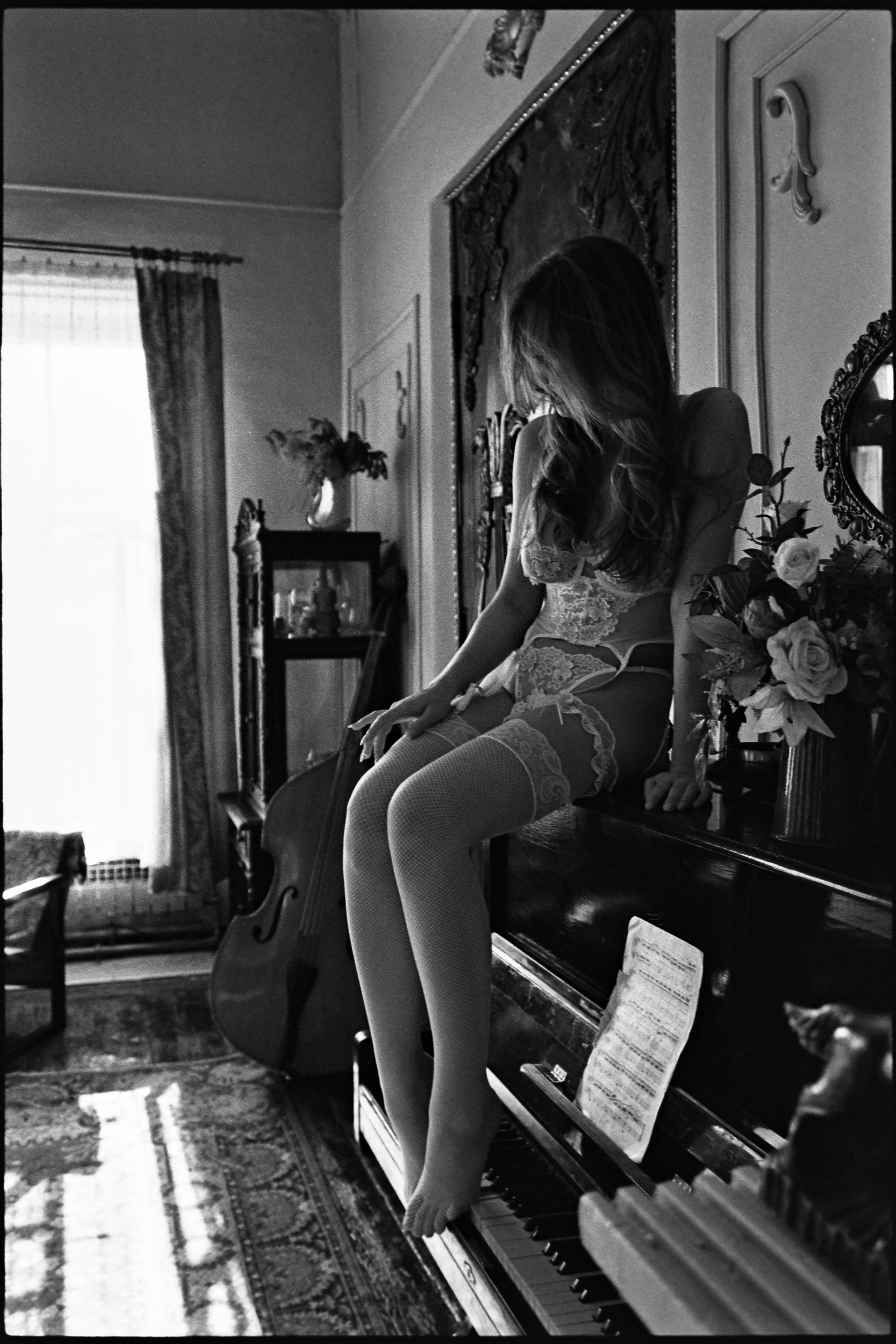 Будуарная фотосессия на пленку в Казани (18+)