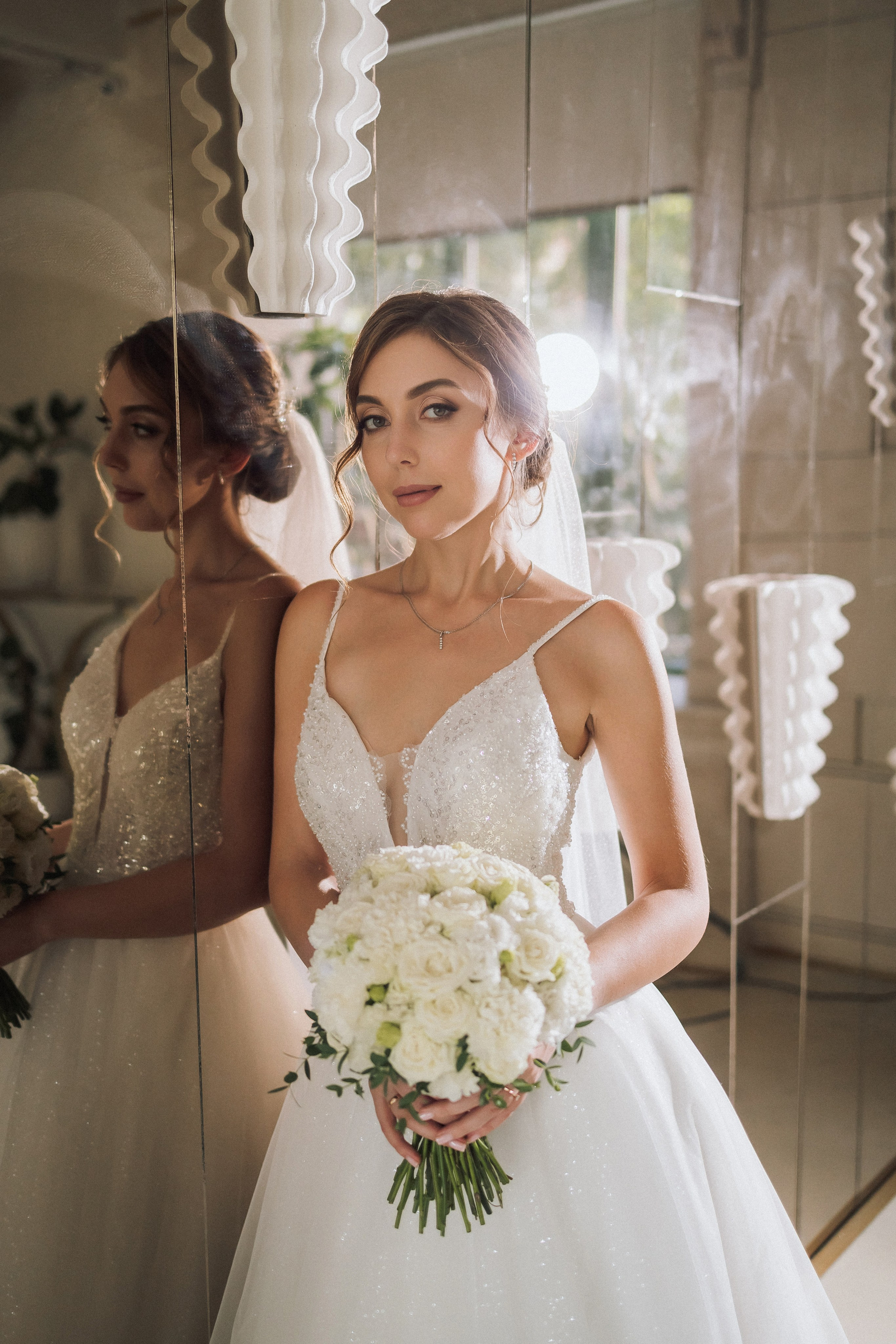 Свадебная прогулка Екатерины и Евгения. Свадебная фотография. Арина Рубах