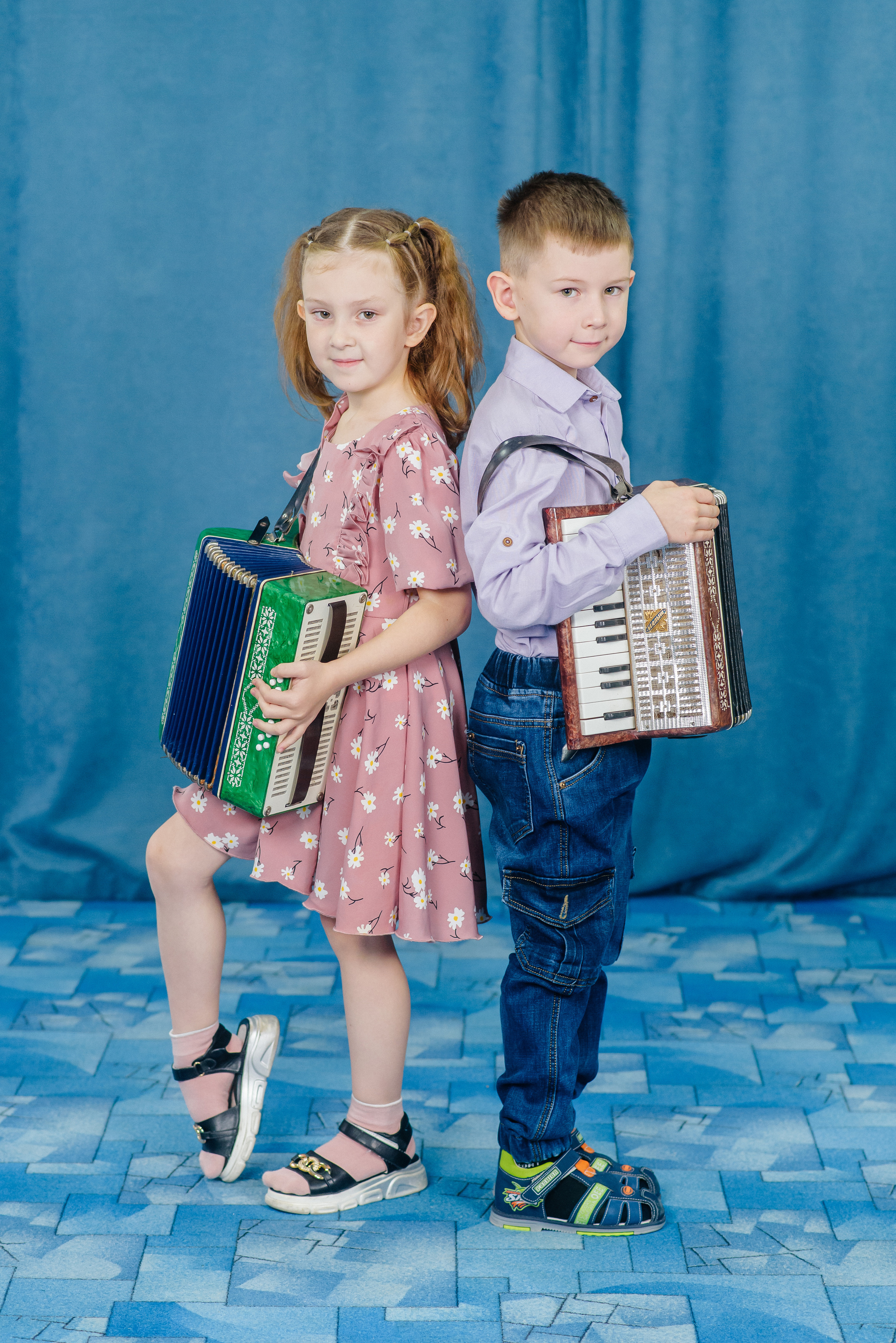 Режим «Музыка». Семейный фотограф в Барнауле