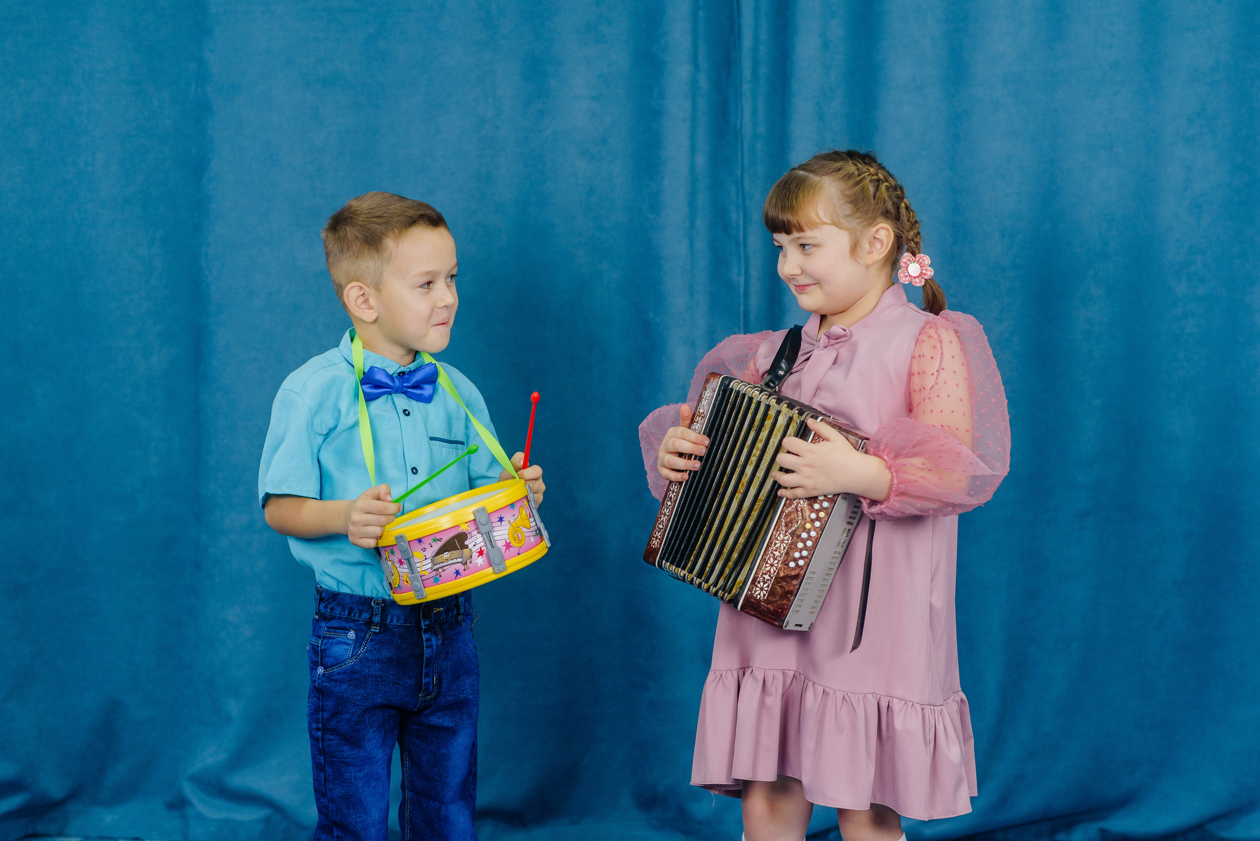 Режим «Музыка». Семейный фотограф в Барнауле