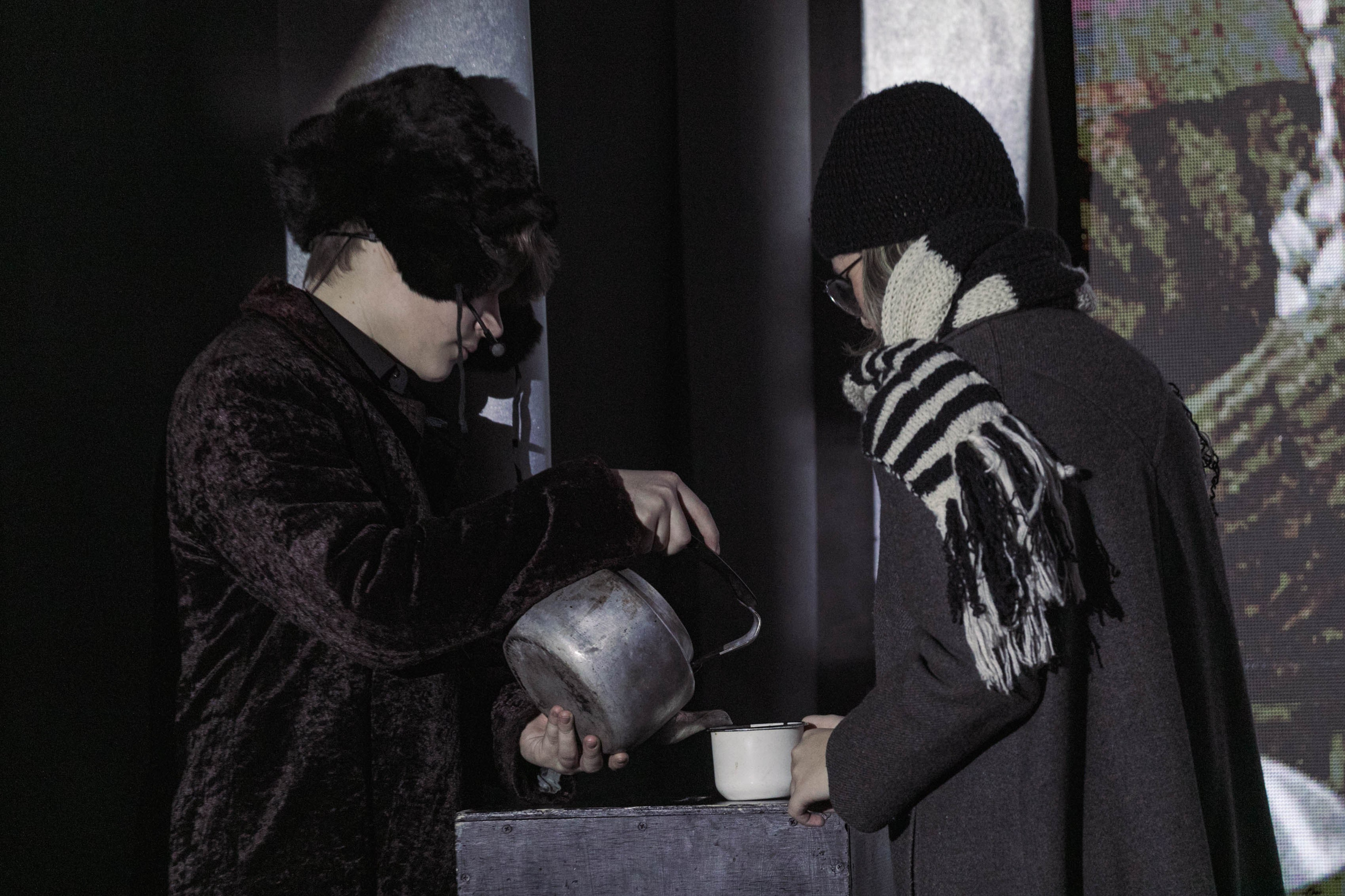 Спектакль "Узелки блокадной памяти", студия художественного слова "Начало", 2024 г. Фотограф: Адмакина Дарья