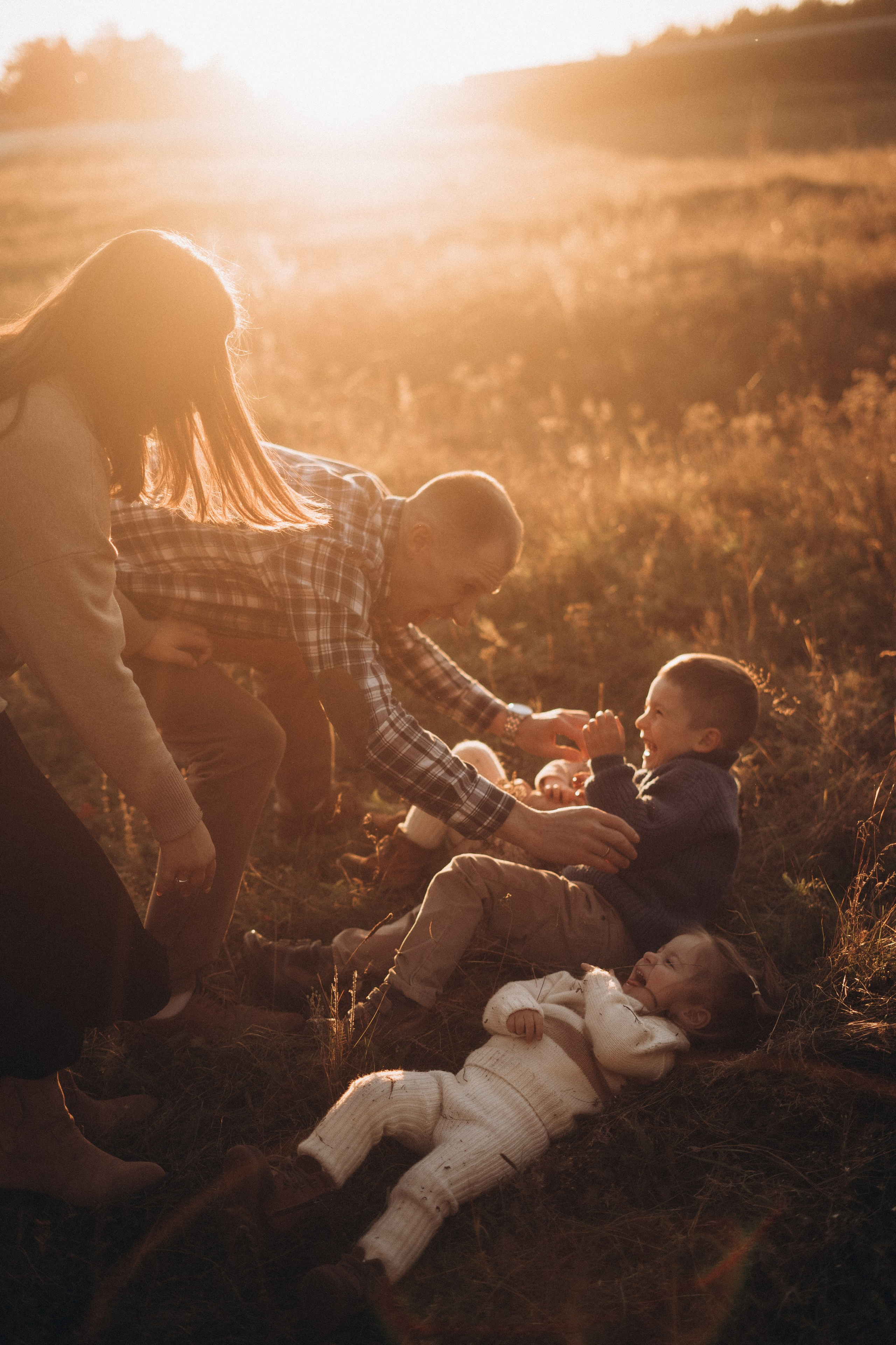 Алексей, Мария, Миша, Лиза и Соня. Главная