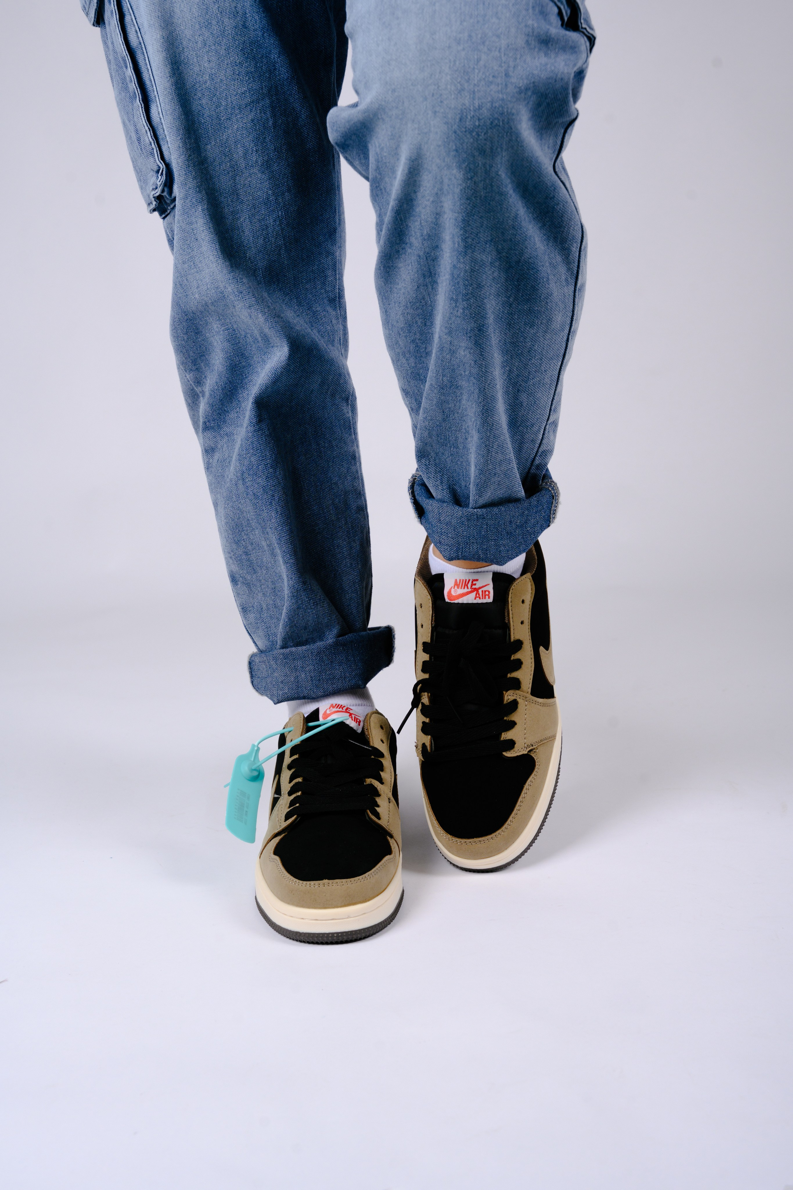 Кроссовки для wb. Фотограф в Красноярске