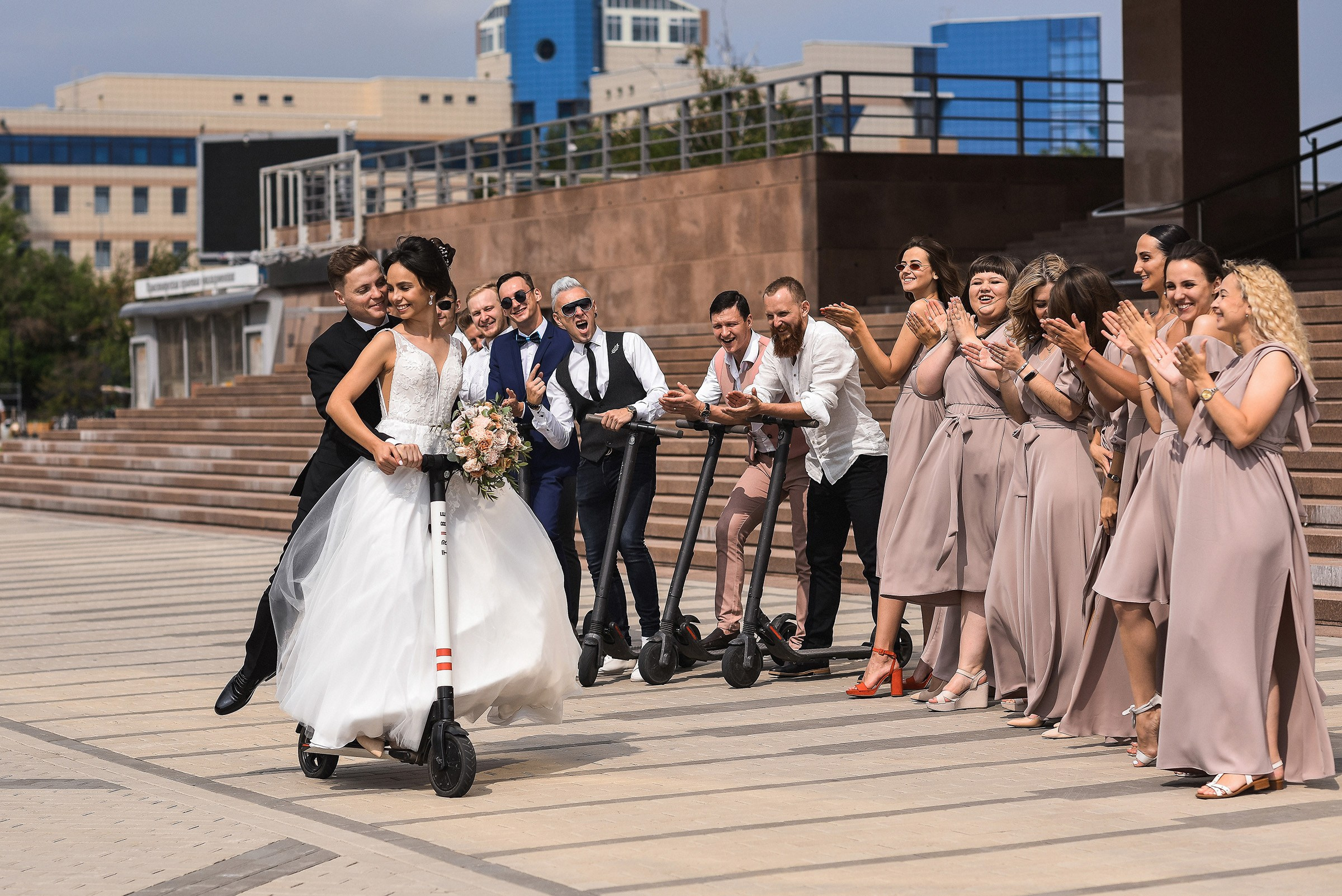 🌄 Демьян и Катя — свадьба в нацпарке "Столбы" | Веселый банкет и эпичные фото на скалах. 📸 Свадебный и семейный фотограф в Красноярске Тихомиров Евгений | 17 лет опыта | 800+ свадеб