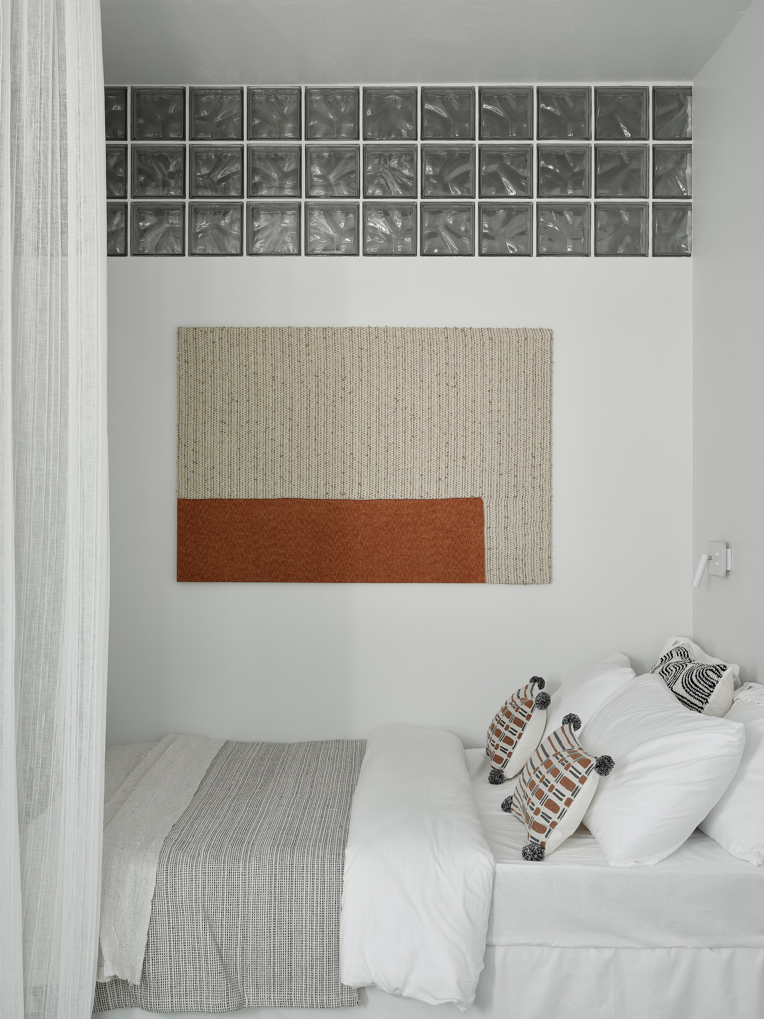 SUNSET MOOD APRTM. KWITE INTERIOR. Студия дизайна