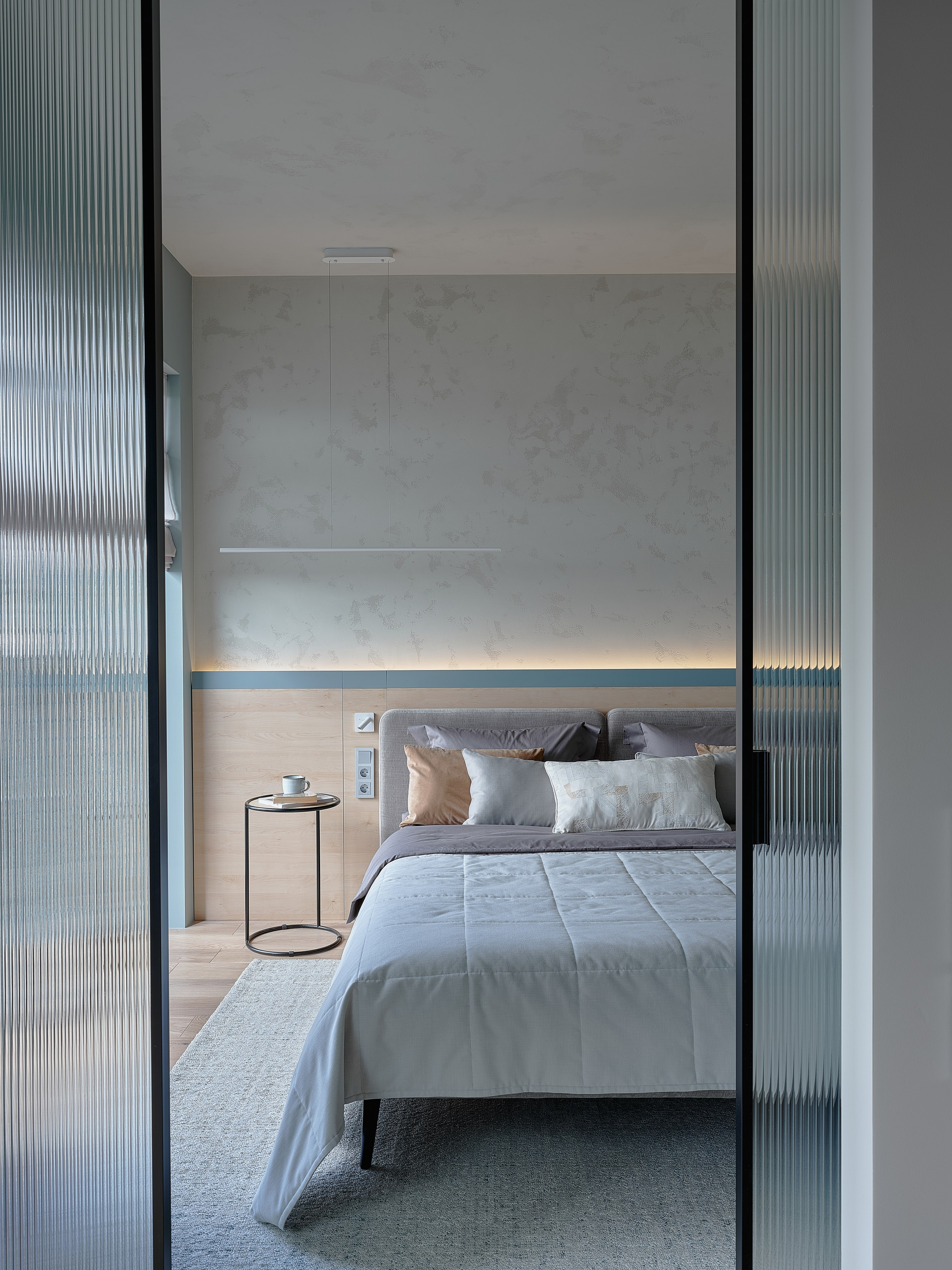 RIVER VIEW APRTM. KWITE INTERIOR. Студия дизайна