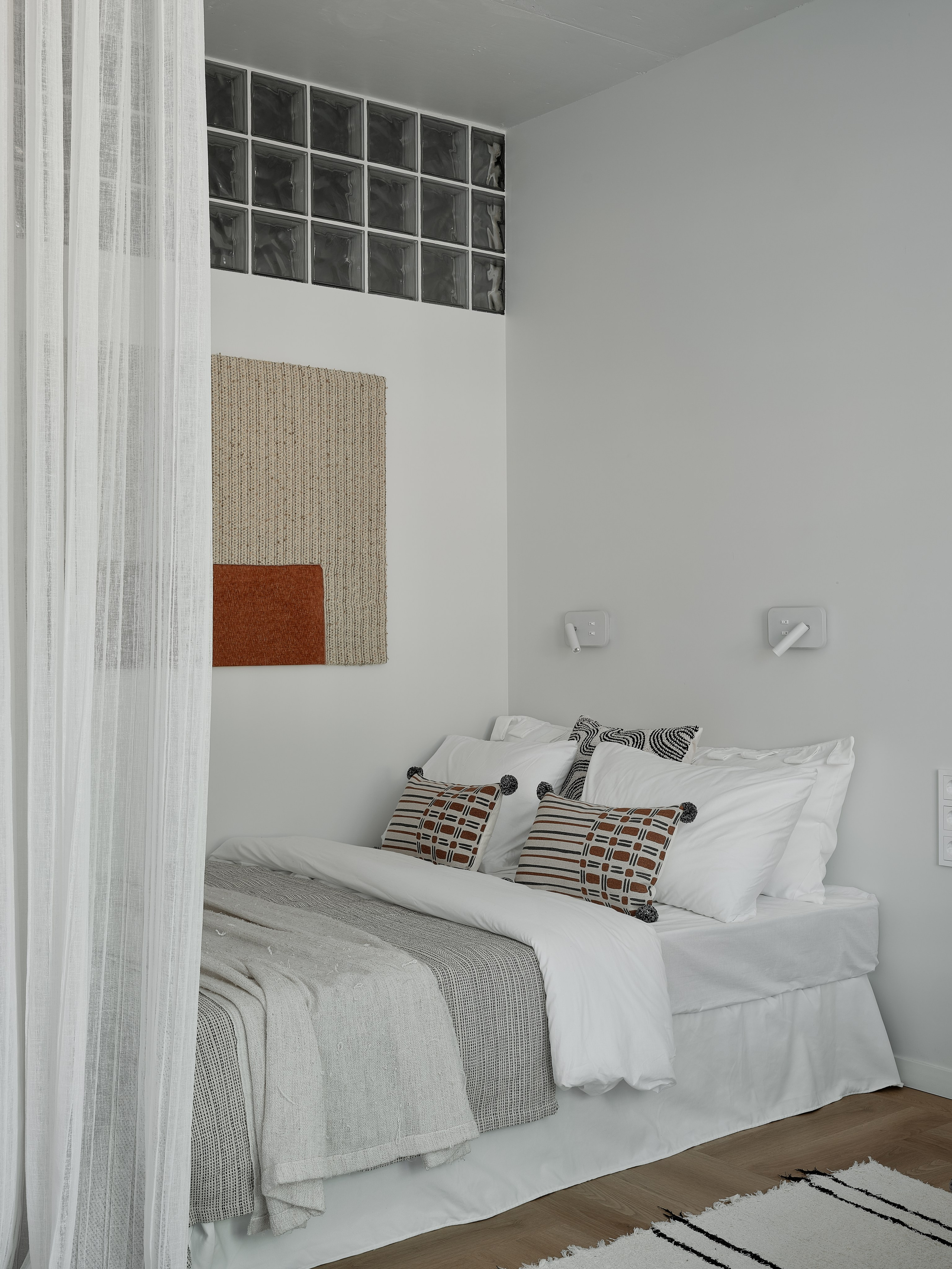 SUNSET MOOD APRTM. KWITE INTERIOR. Студия дизайна