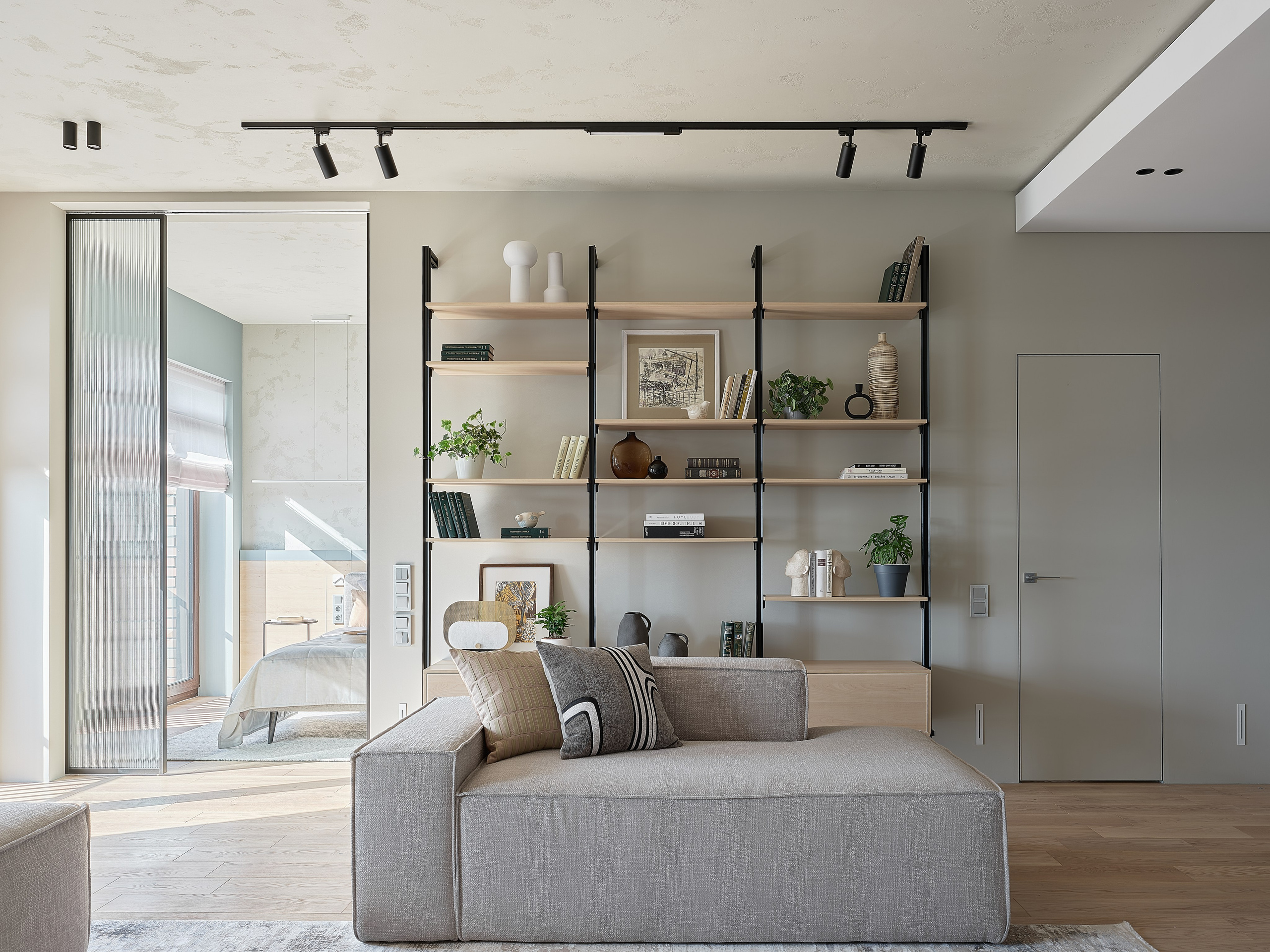 RIVER VIEW APRTM. KWITE INTERIOR. Студия дизайна