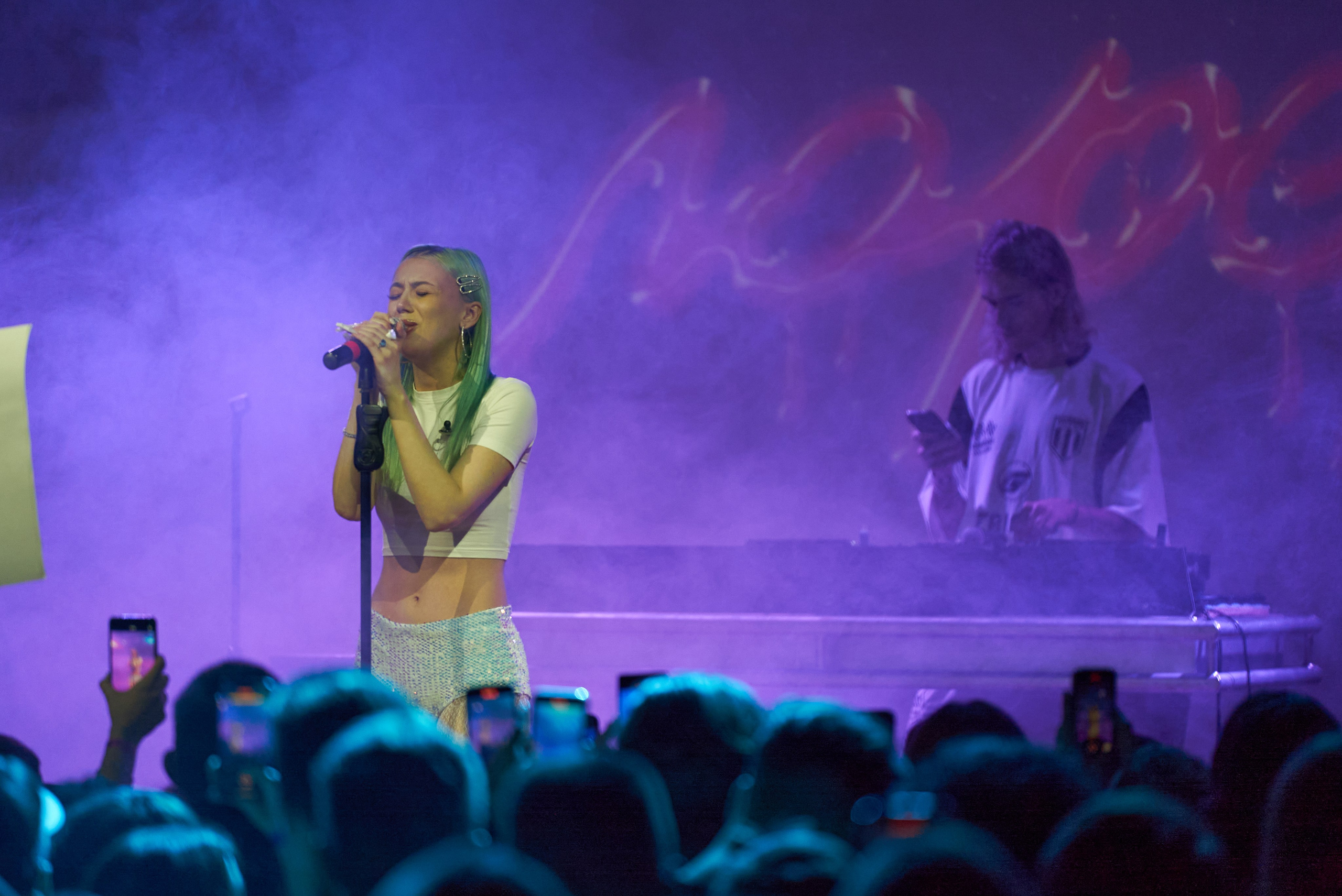 Мэйби Бэйби. TRINITY GRAPH