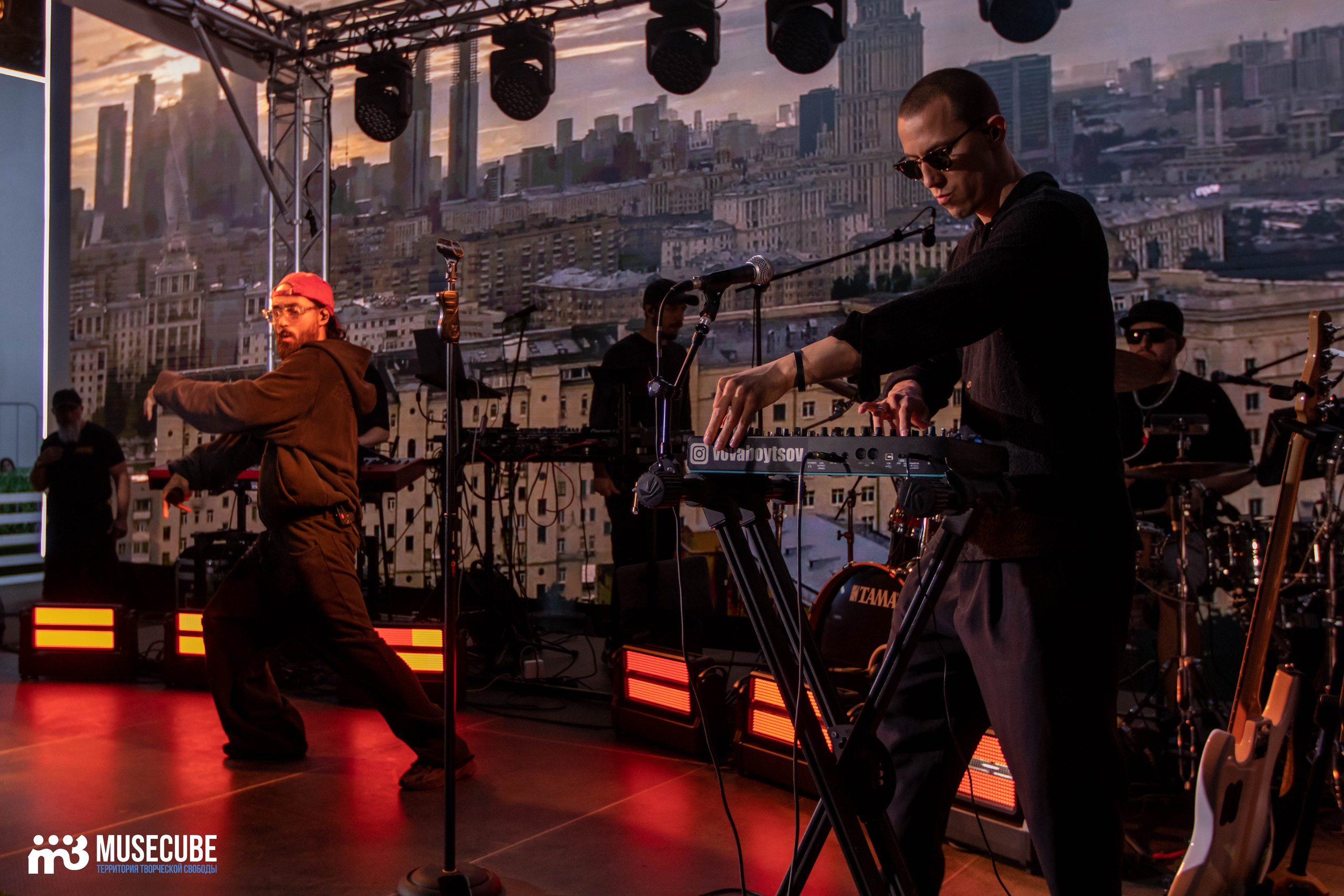 МОТ. Концертный фотограф