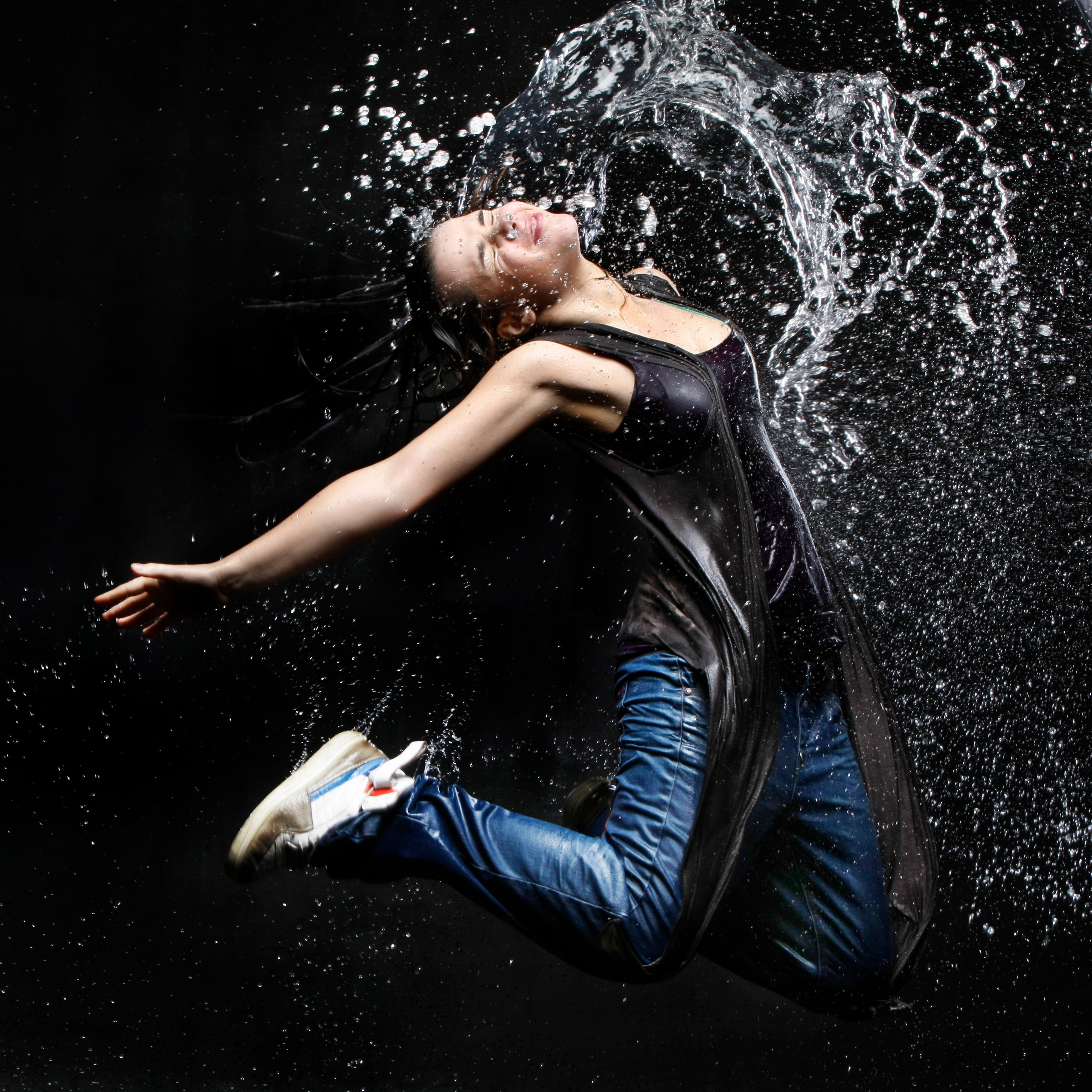 Серия: «AQUA — dances». Мультижанровый фотограф Дарья Strebog