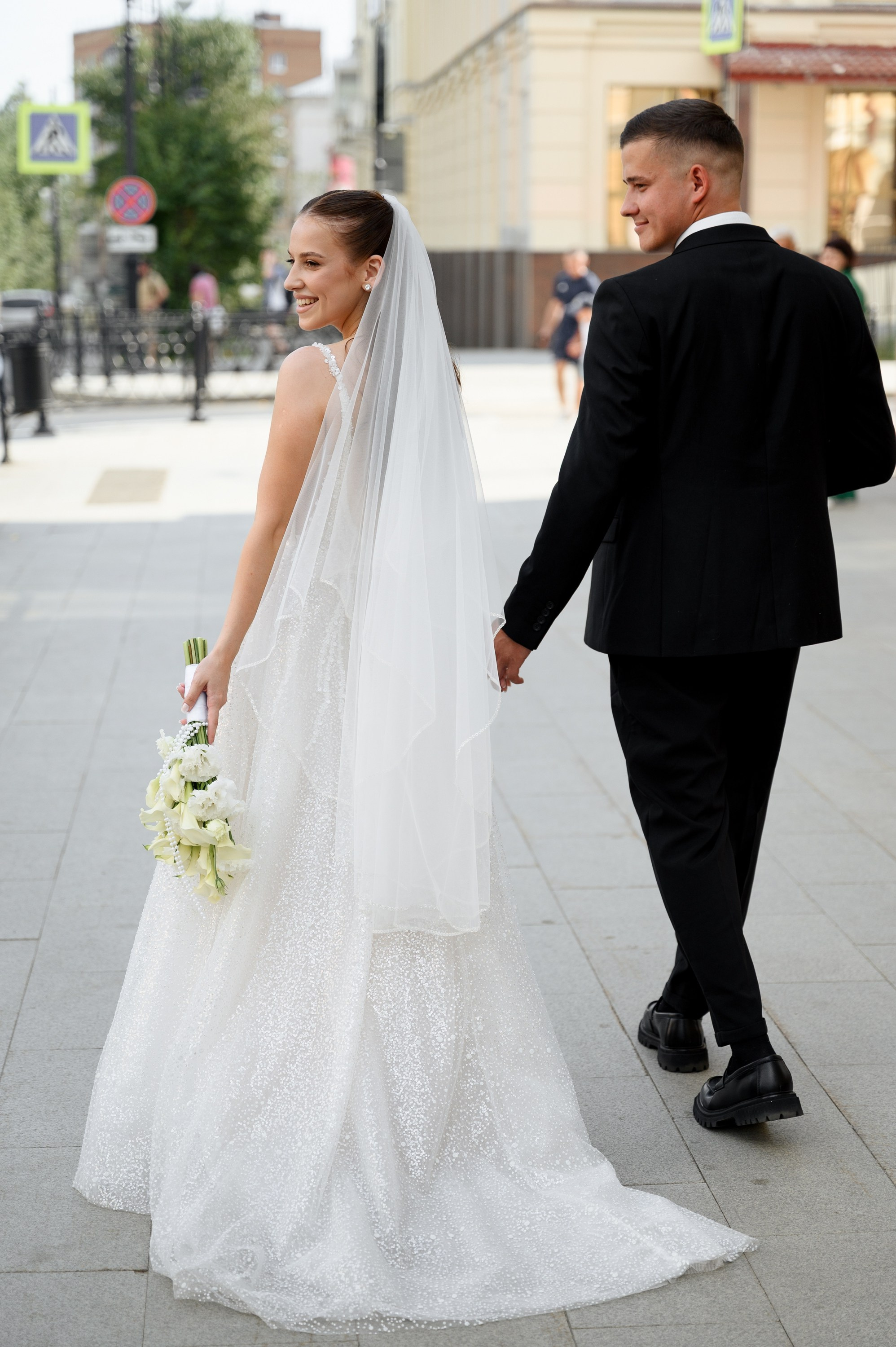 Антон и Виолета. Zhulanovilya