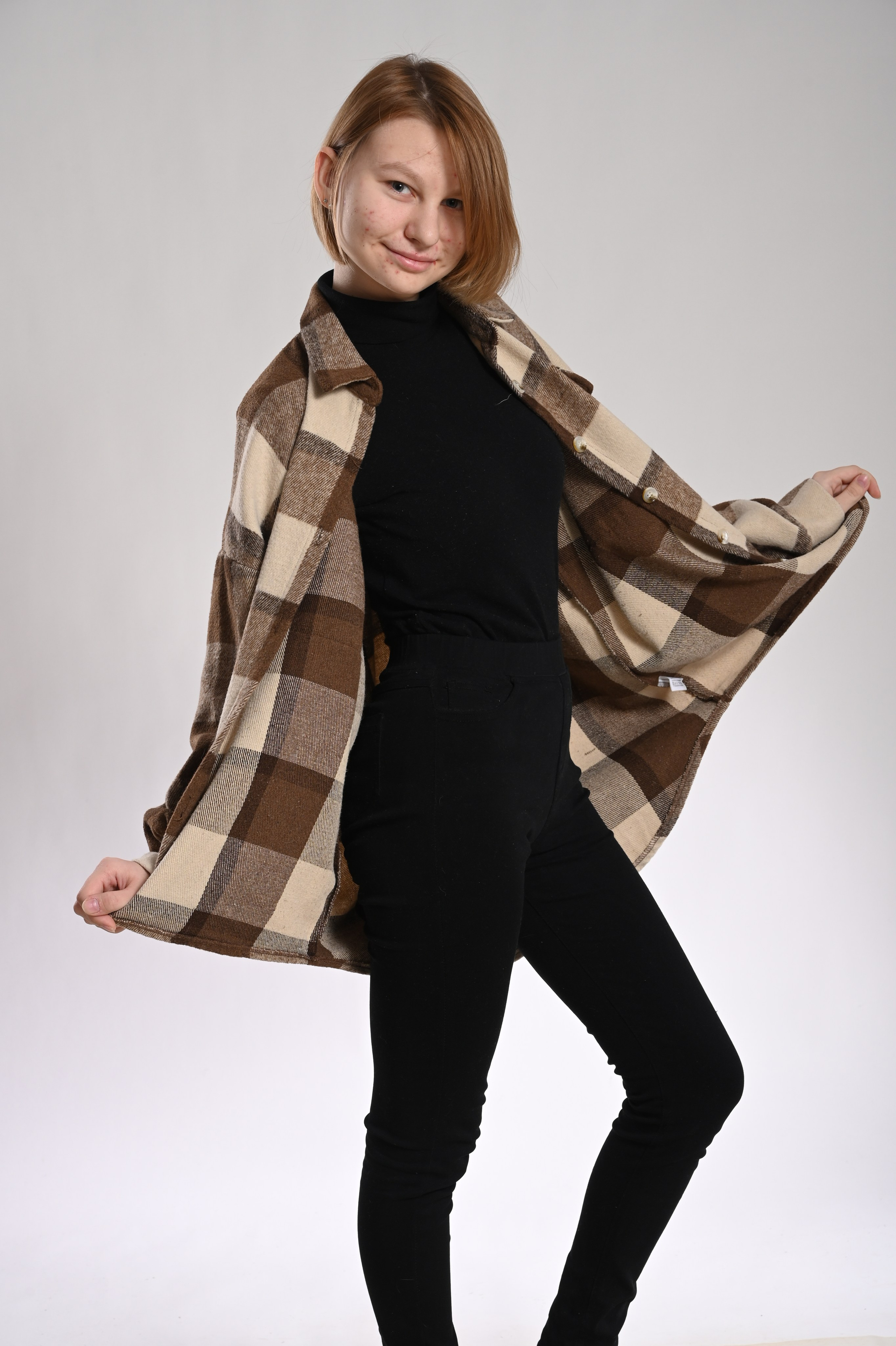 Фотоальбомы, фотокниги, альбомы для учеников старших и выпускных классов в школах в городе Вологда