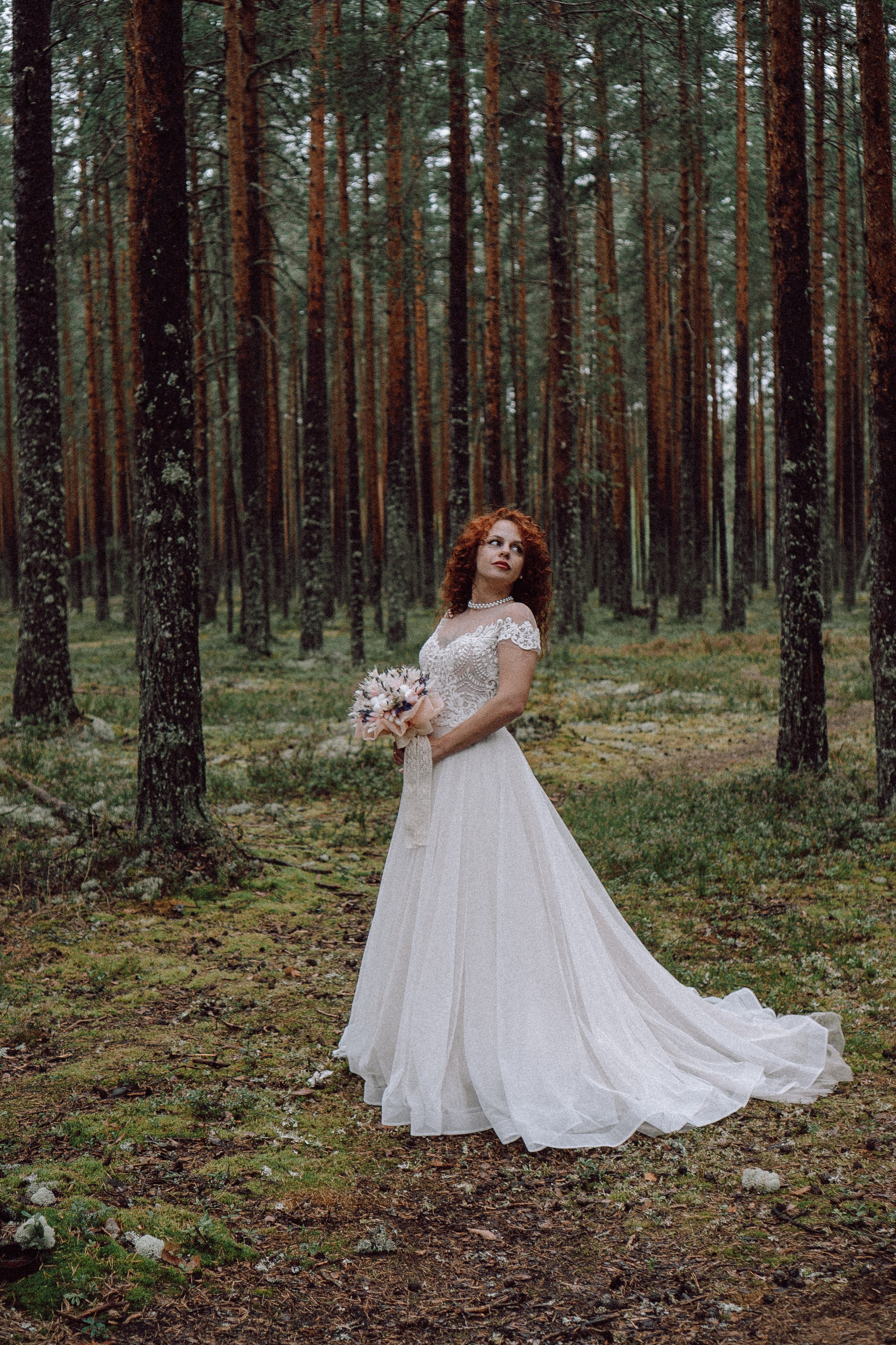 СВАДЕБНАЯ ФОТОСЕССИИЯ ПАРЫ В ГОРОДЕ ПРИОЗЕРСК В СОСНОВОМ ЛЕСУ И С ПИКАПОМ. Профессиональный фотограф, Санкт-Петербург — Виктория Богомолова