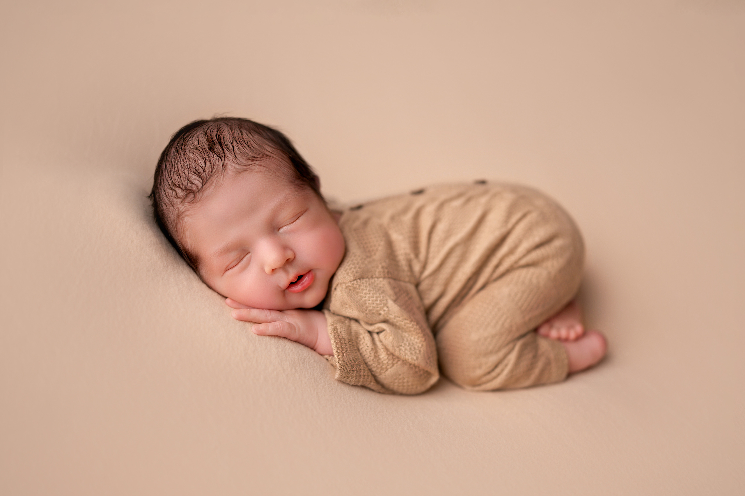 Съёмка NEWBORN классика. Детский и семейный фотограф в Москве