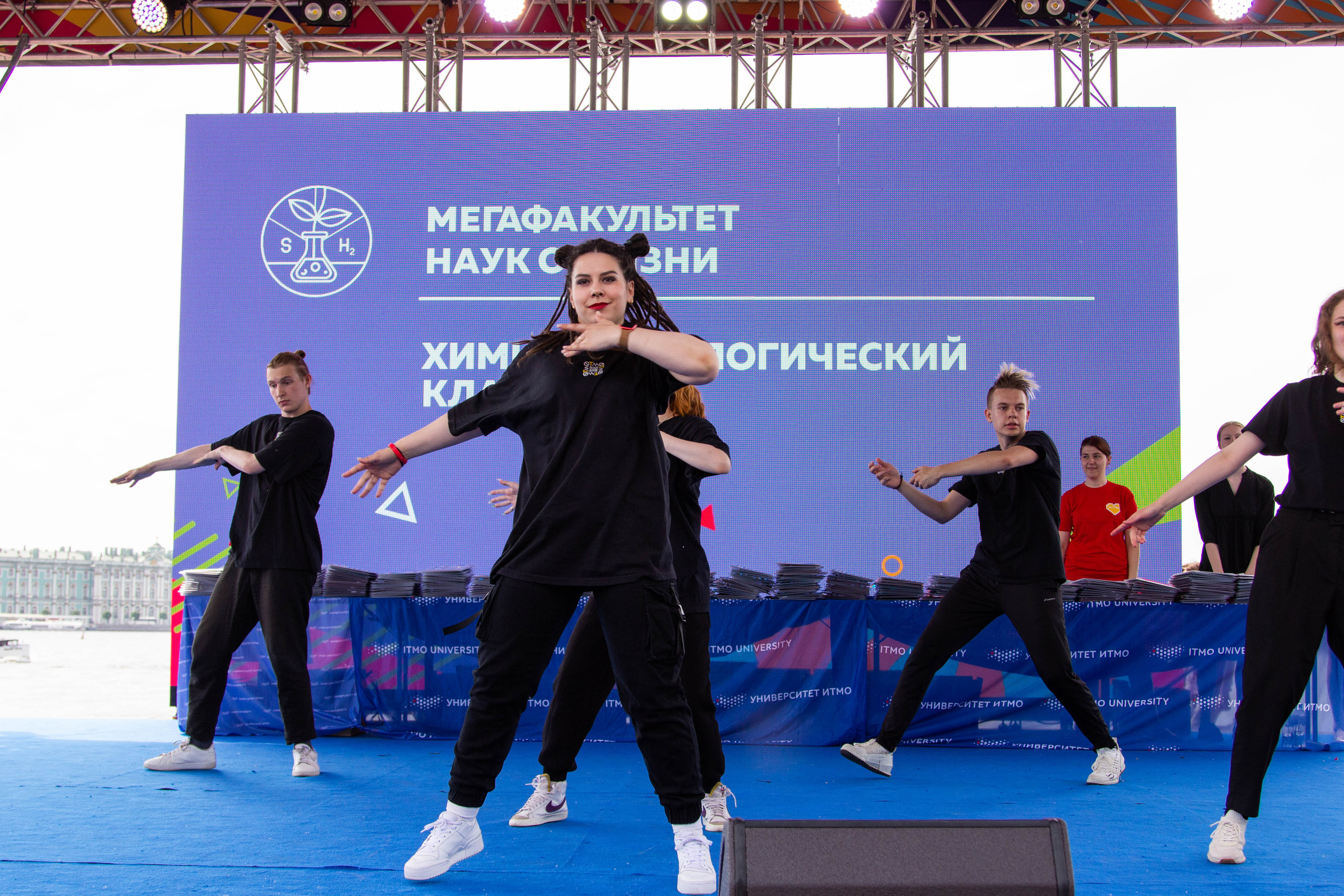 ITMO.Live — Выпускной ИТМО, 2 июля 2022. Фотограф Скворцова Дарья