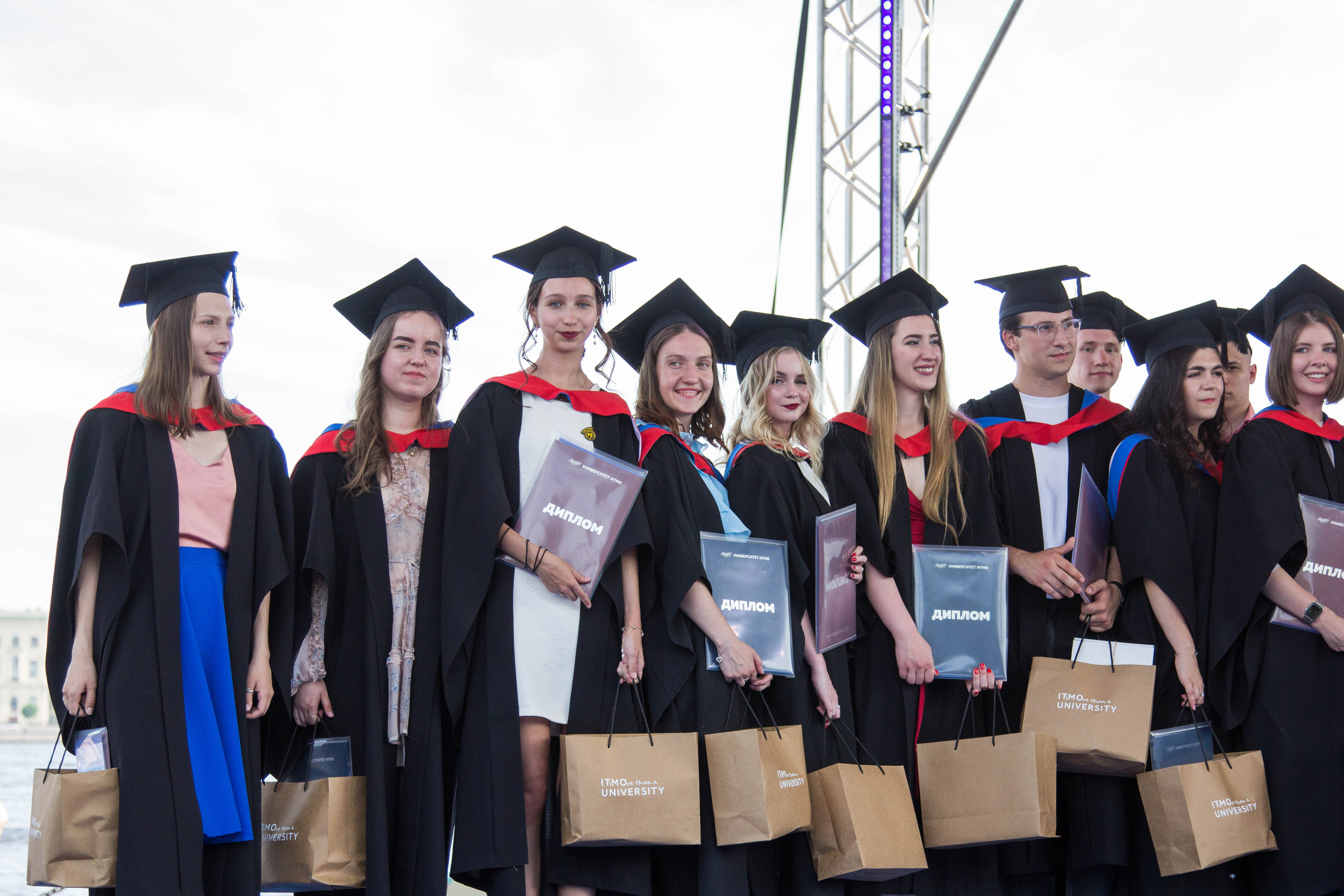 ITMO.Live — Выпускной ИТМО, 2 июля 2022. Фотограф Скворцова Дарья