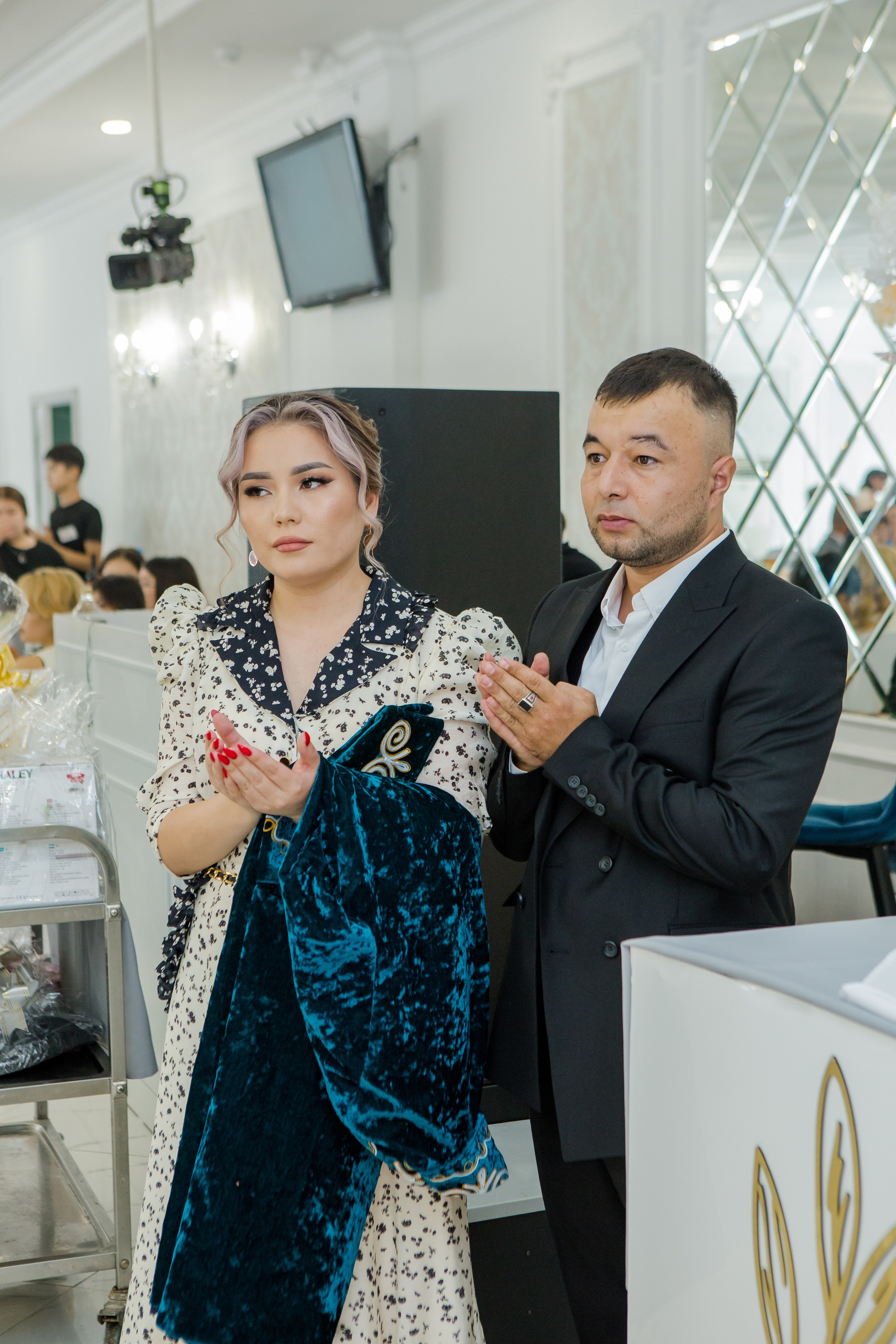 QYZ UZATU ZHADYRA. Свадебный и репортажный фотограф в Астане T.Yertay «Nomad media»