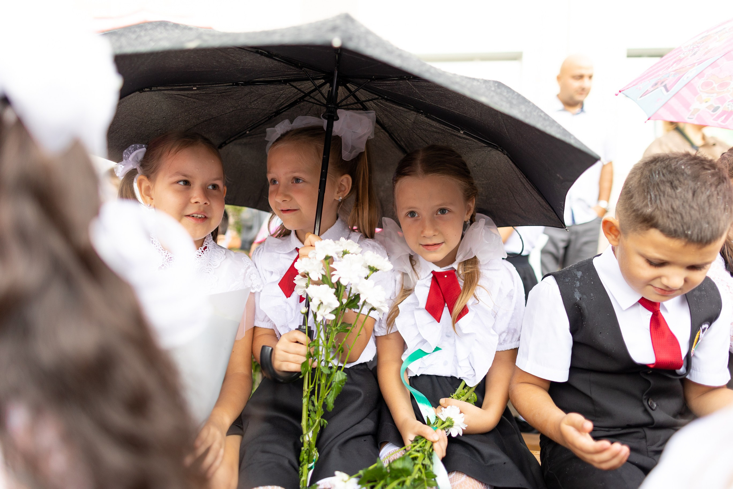 Школа № 61 им. Лавриненко, 1-е сентября | Фото. Фото и видеосъемка любых мероприятий в городе Краснодаре и Краснодарском крае. Щеколдин Антон