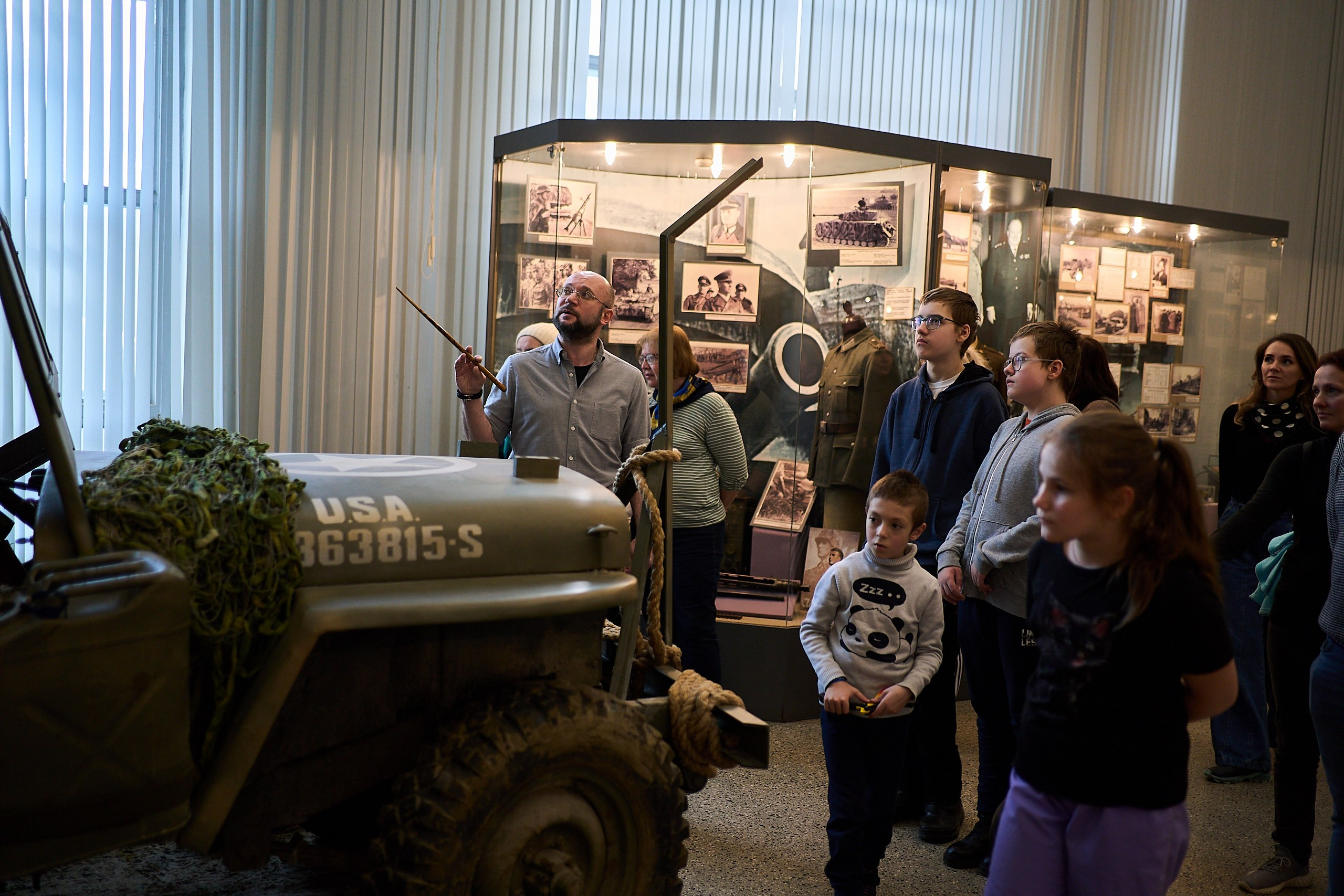 Субботник у Управления делами Мэра и Правительства Москвы. Фотограф и Видеограф в Москве. Олег Корушев