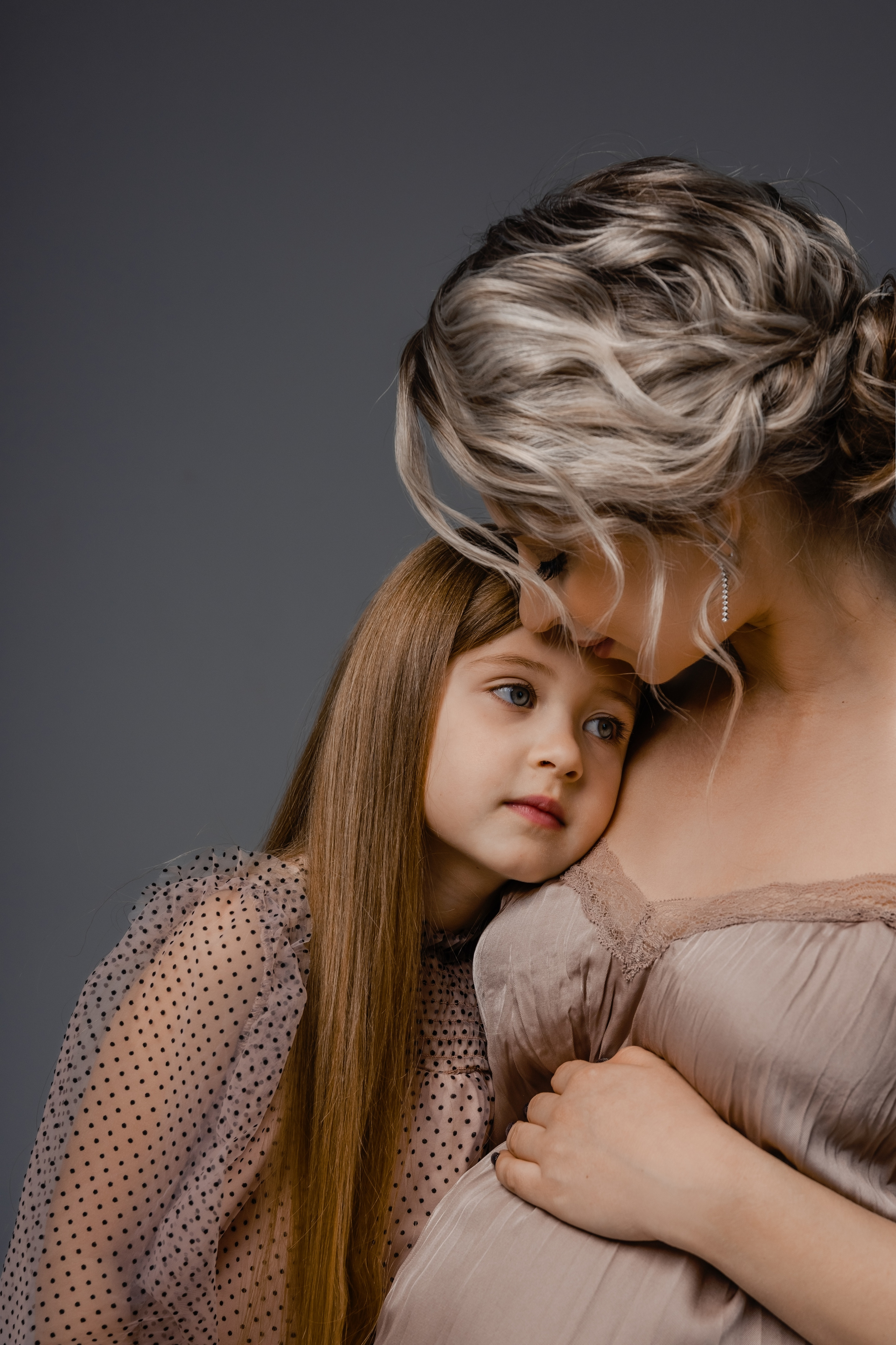 Vogue_материнство. Фотограф женского портрета, беременности и материнства Харькова Елена