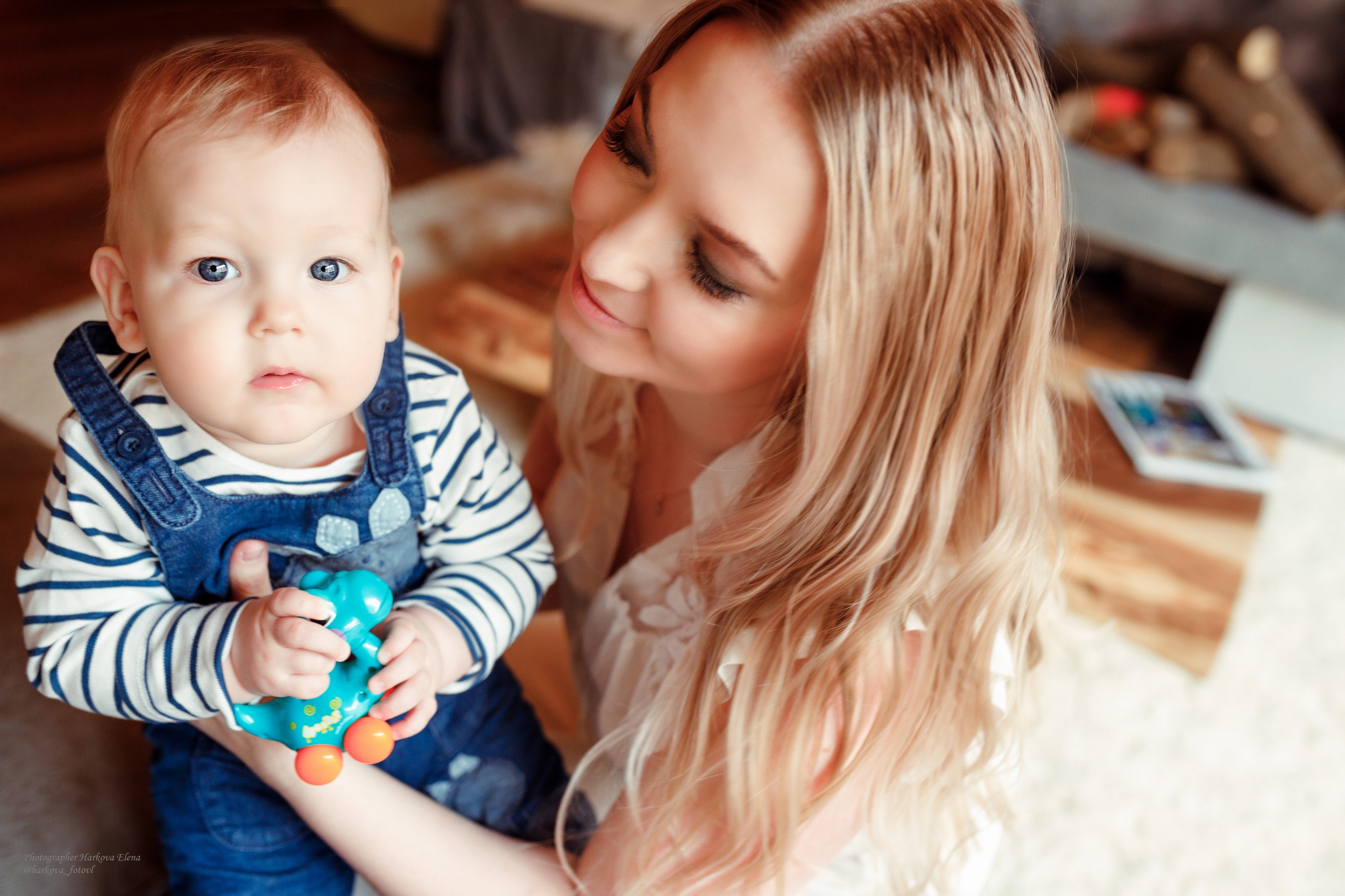 Алена в студии Шале. Фотограф женского портрета, беременности и материнства Харькова Елена