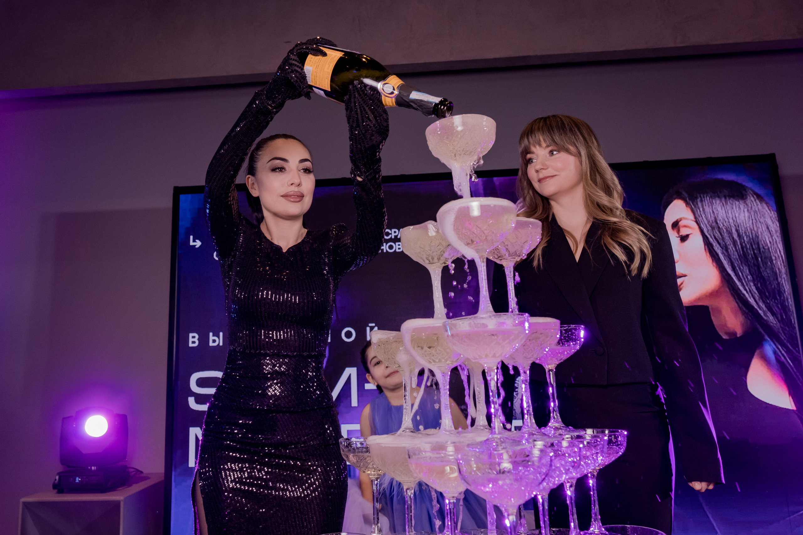 Выпускной онлайн-школы Шушанны Исраелян совместно с Анной Горбуновой. Репортажный фотограф Анастасия Ащепкова