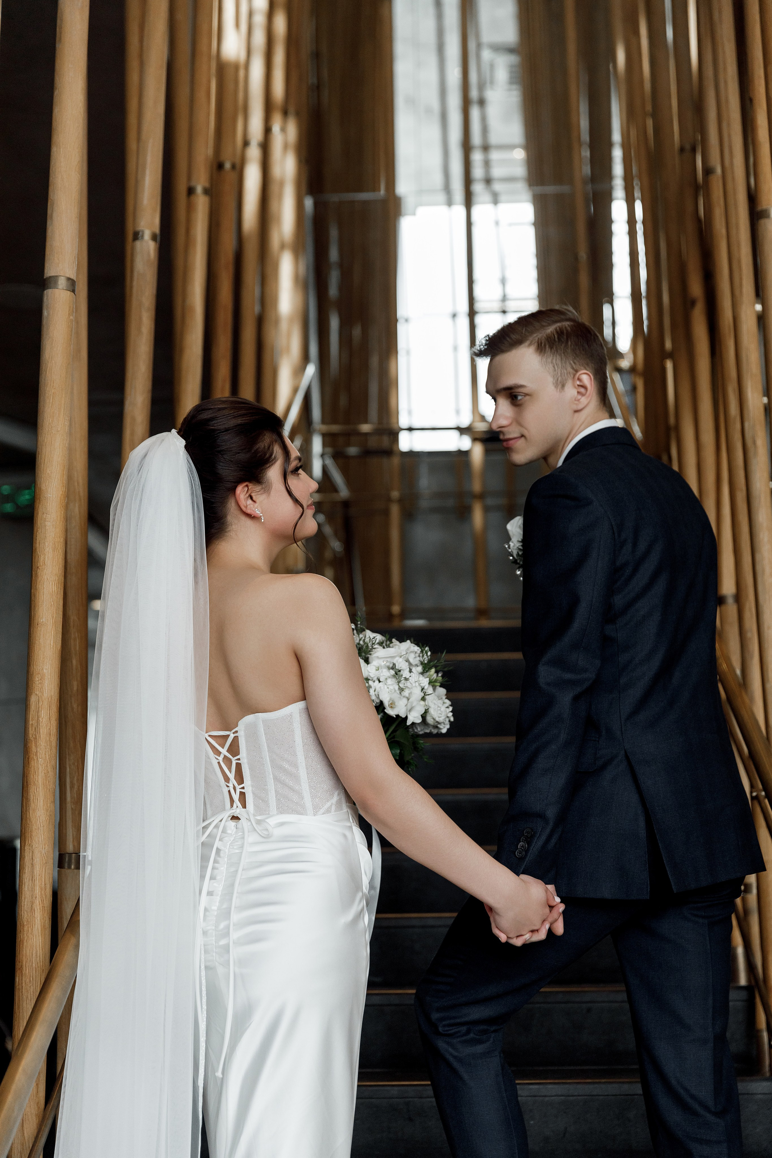 Паша&Настя (роспись Москва-сити Birds). Фотограф в Москве Юлия Хамзина