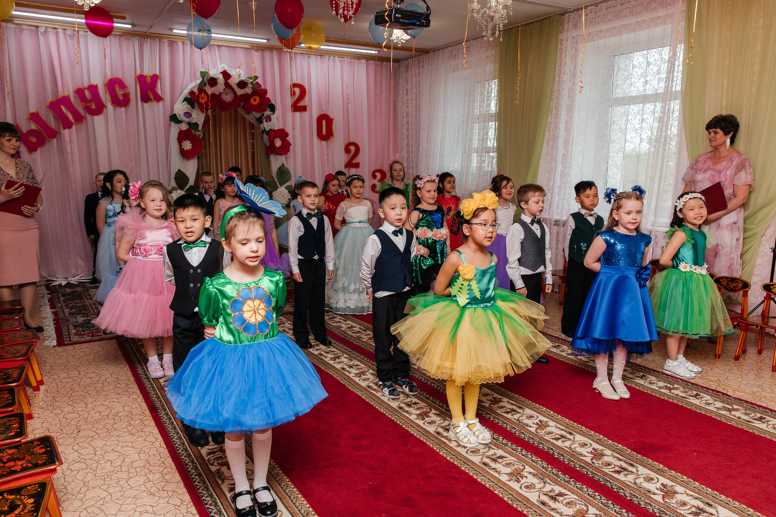 Выпускной Солнышко 2023. Воронистая Анастасия. Фотограф Якутия, Томпонский район