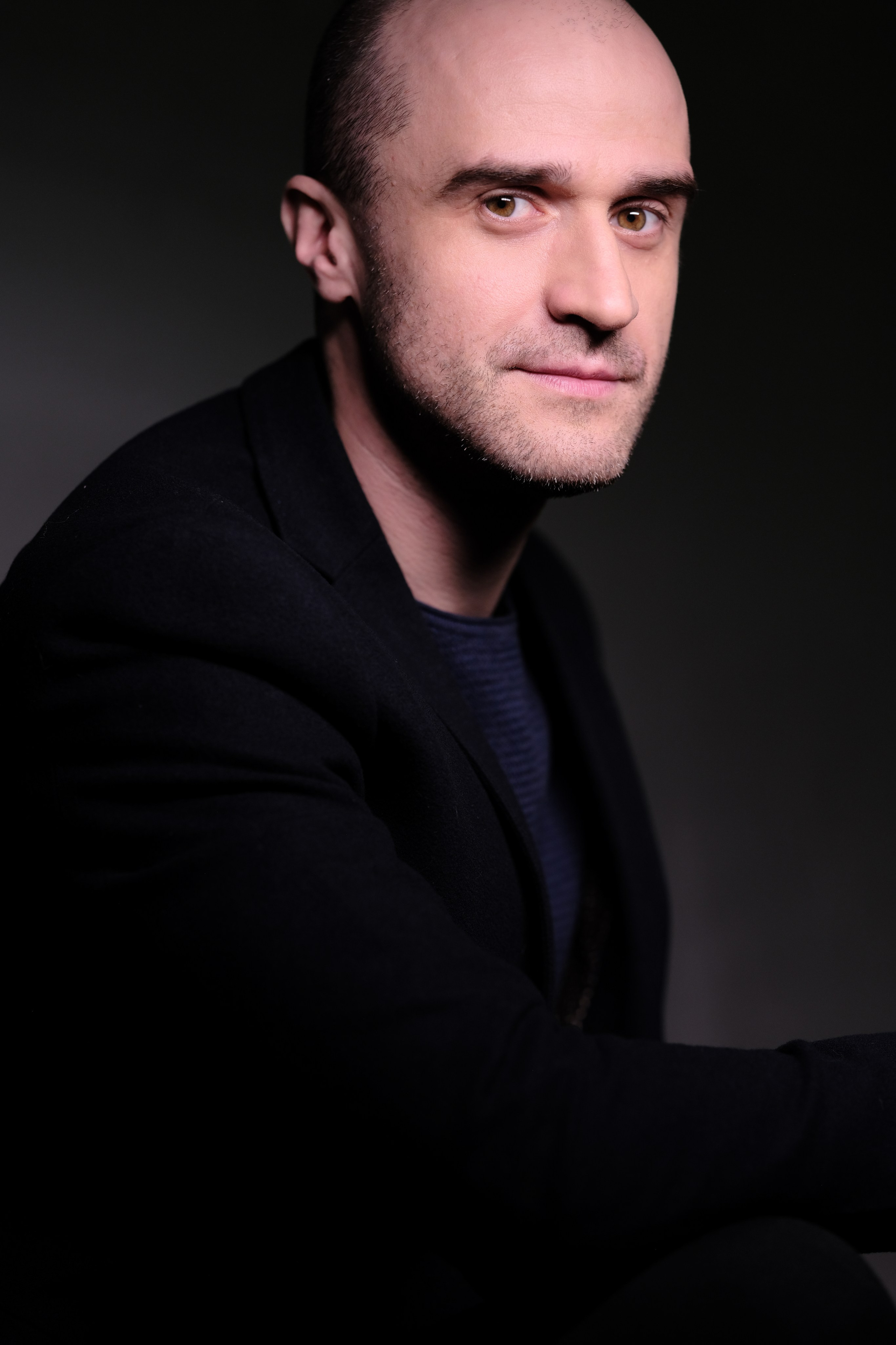 Андрей. Фотограф в Москве и Праге: индивидуальные портреты, парные фотосессии