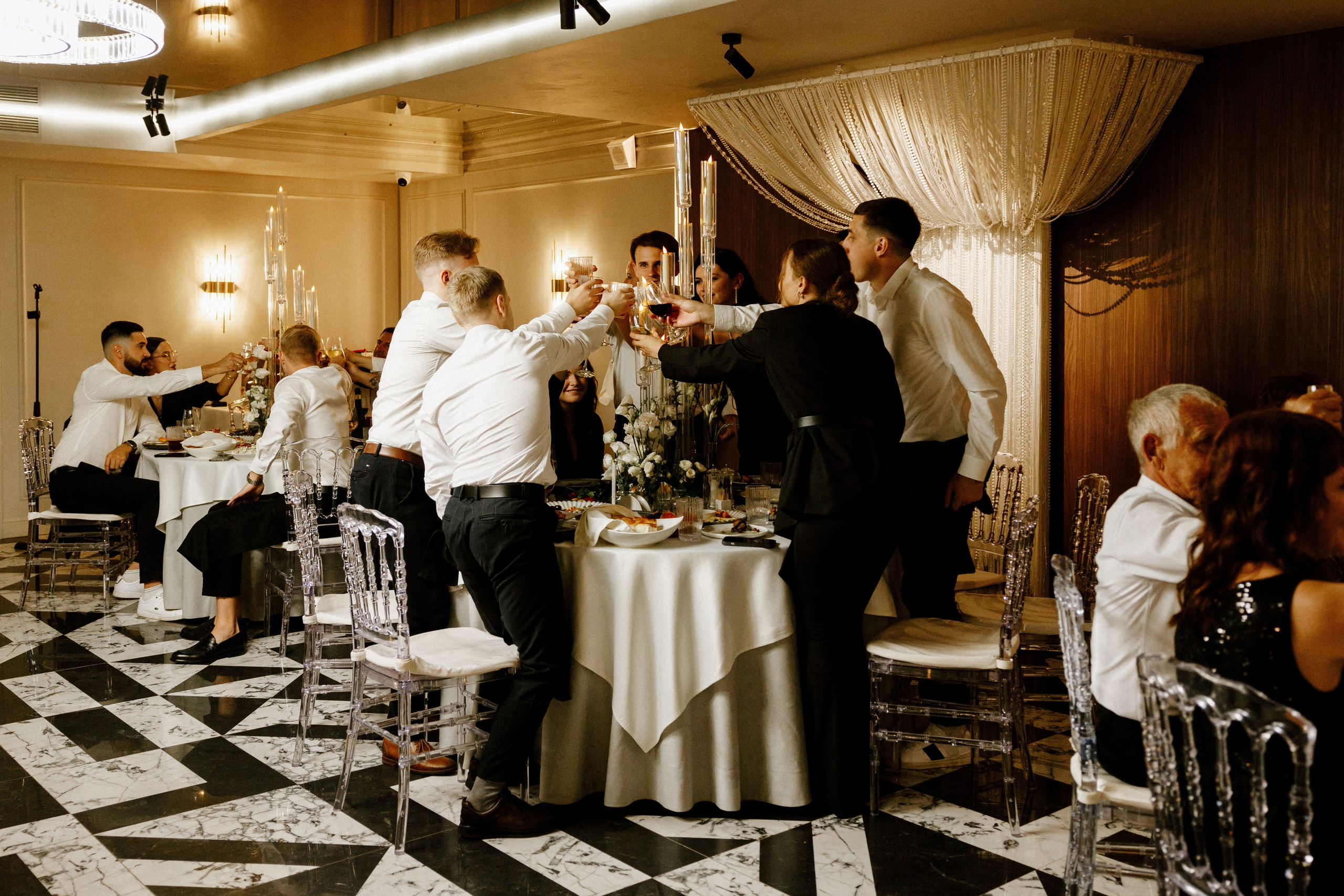 Артур и Лена. Зал Мечты. Свадебный фотограф Балчугова Мария Екатеринбург