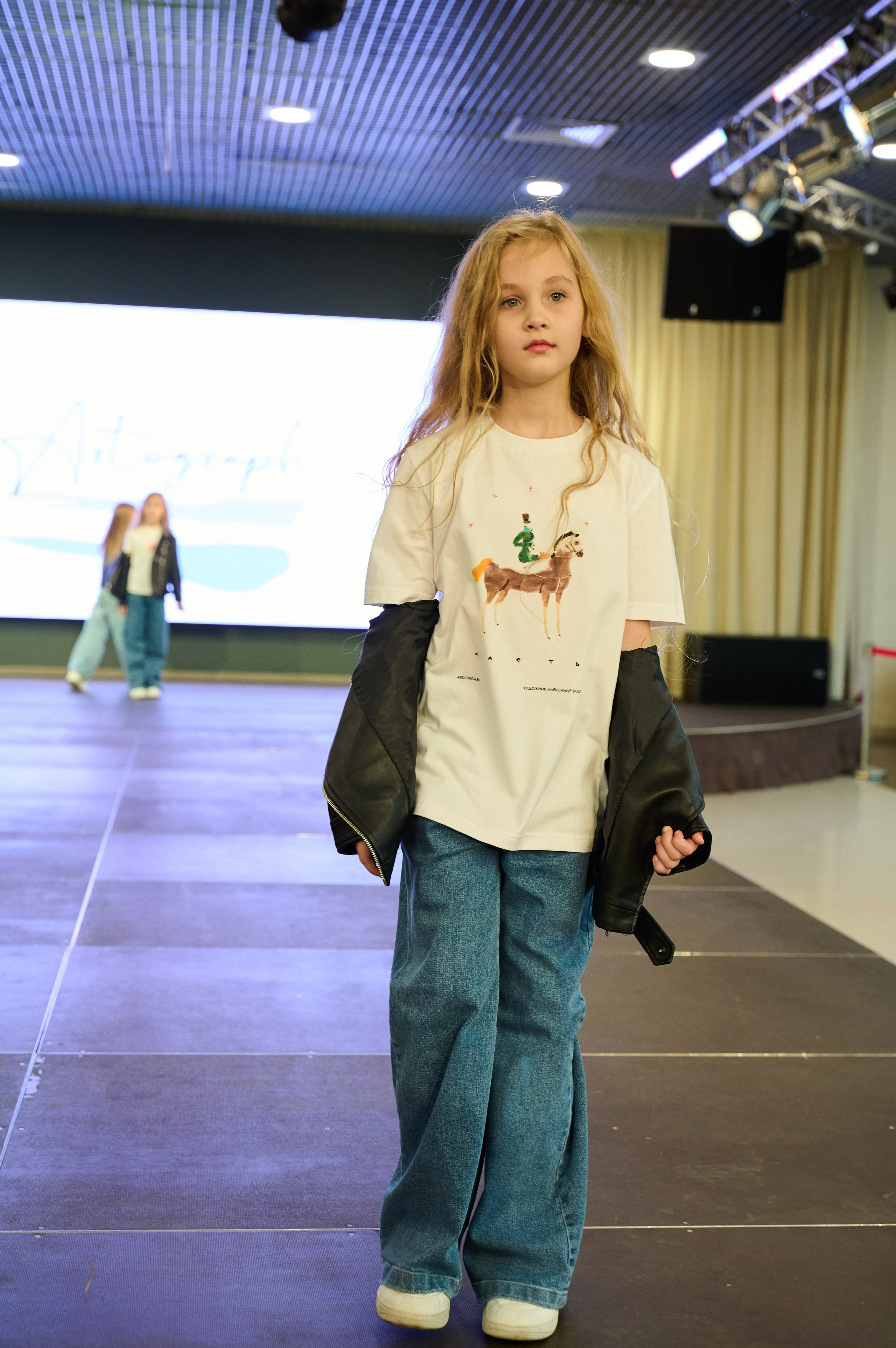 Показ Global Russian Models. Фотограф Универсал в Новосибирске