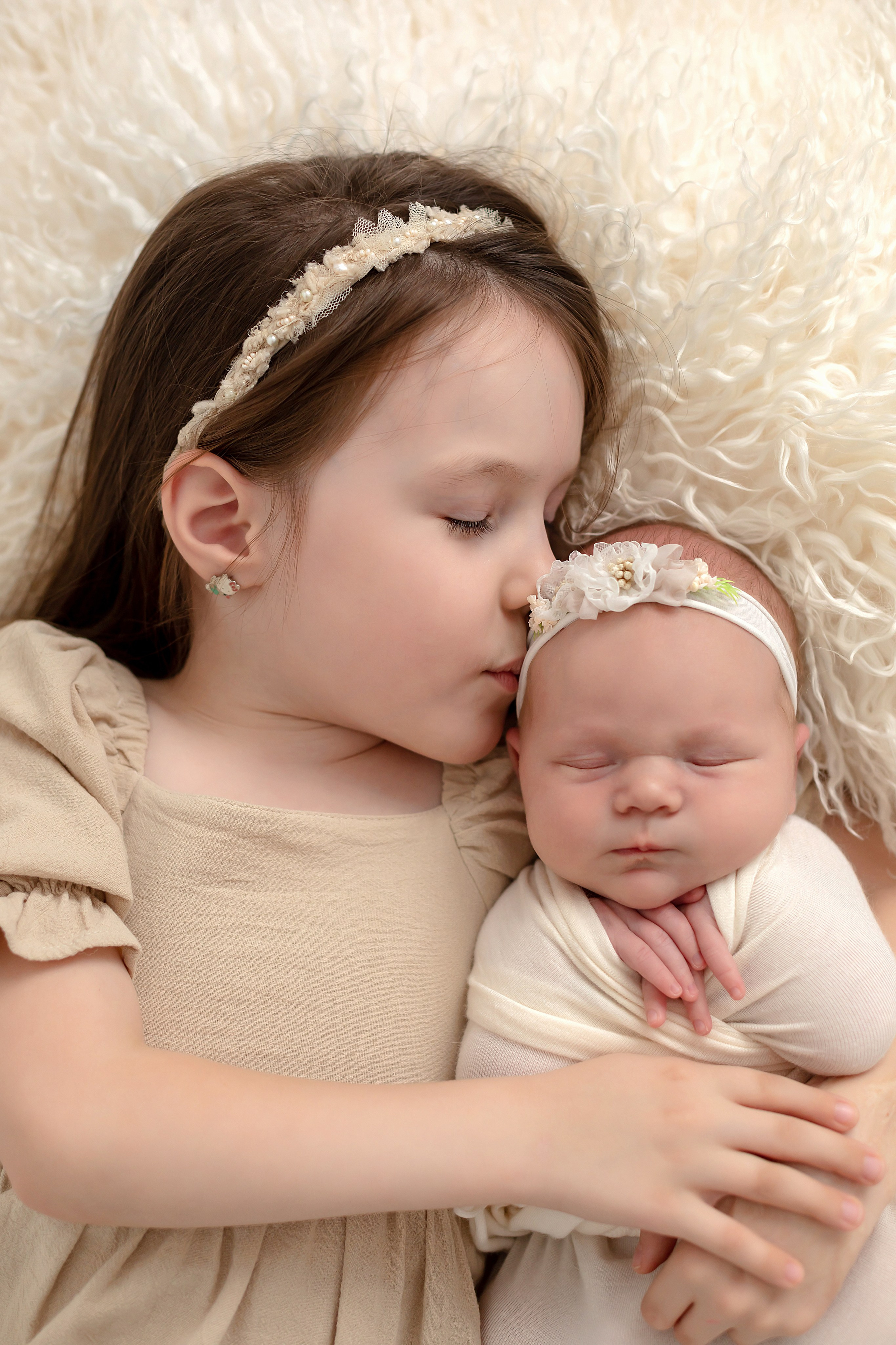 Новорожденные до 28 дней. Фотограф новорожденных в Тюмени