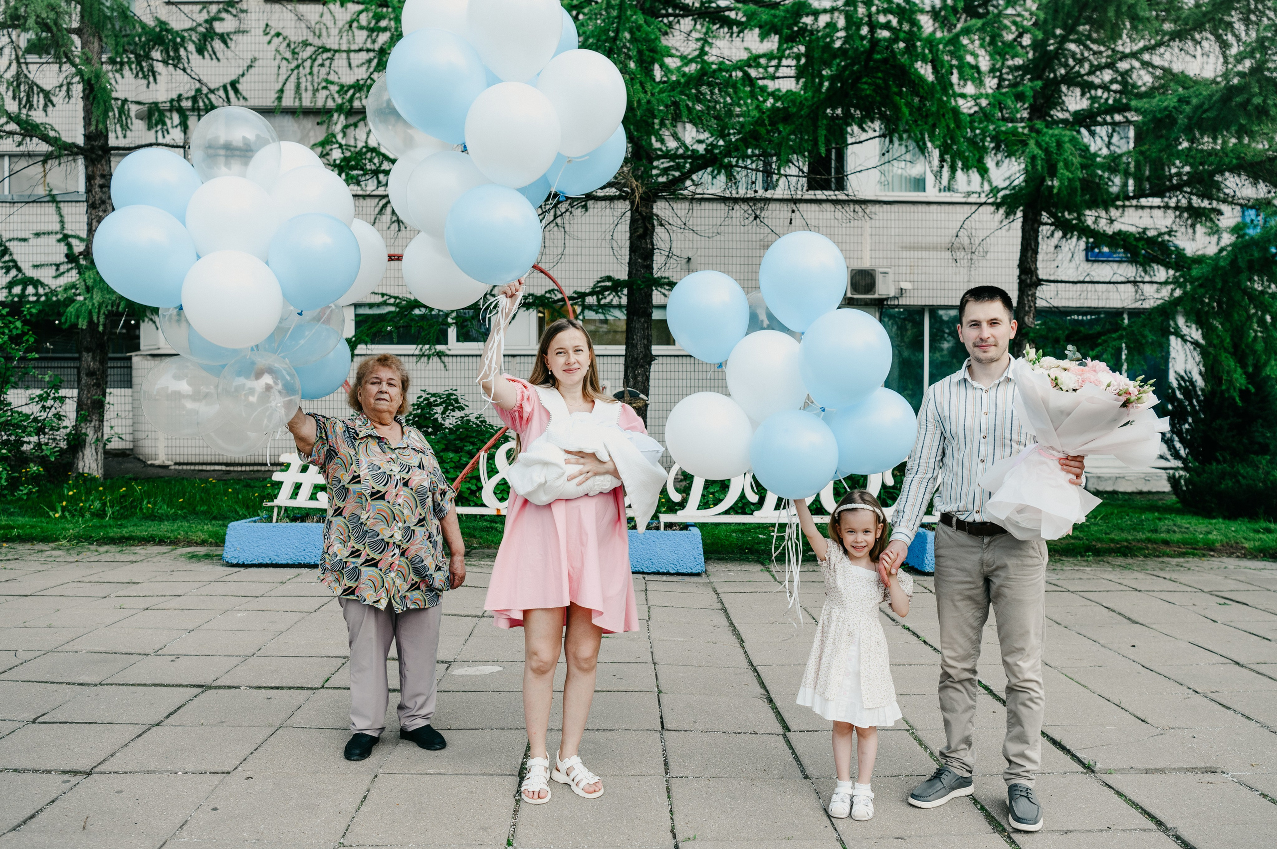 Выписка Ивана. Фотограф на выписку из роддома в Москве и МО