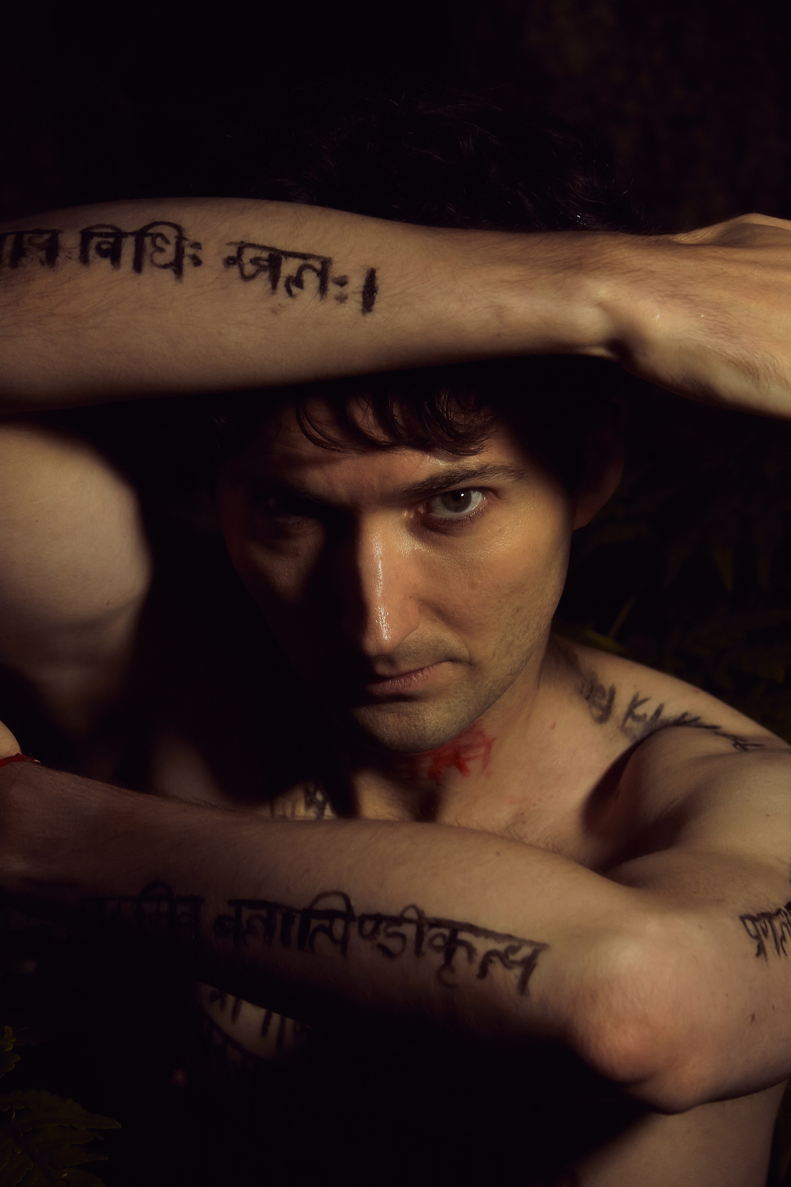 The body as broken manuscript. Фотограф Елизавета Маслова. Москва. Art, Fashion