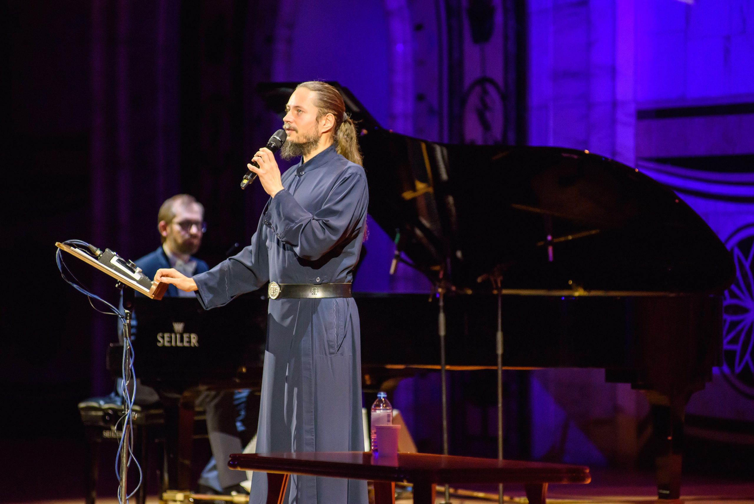 Иеромонах Фотий — «Имена на все времена», Зал Церковных Соборов. Бренд-фотограф для экспертов и блогеров в Москве Влада Горбовская