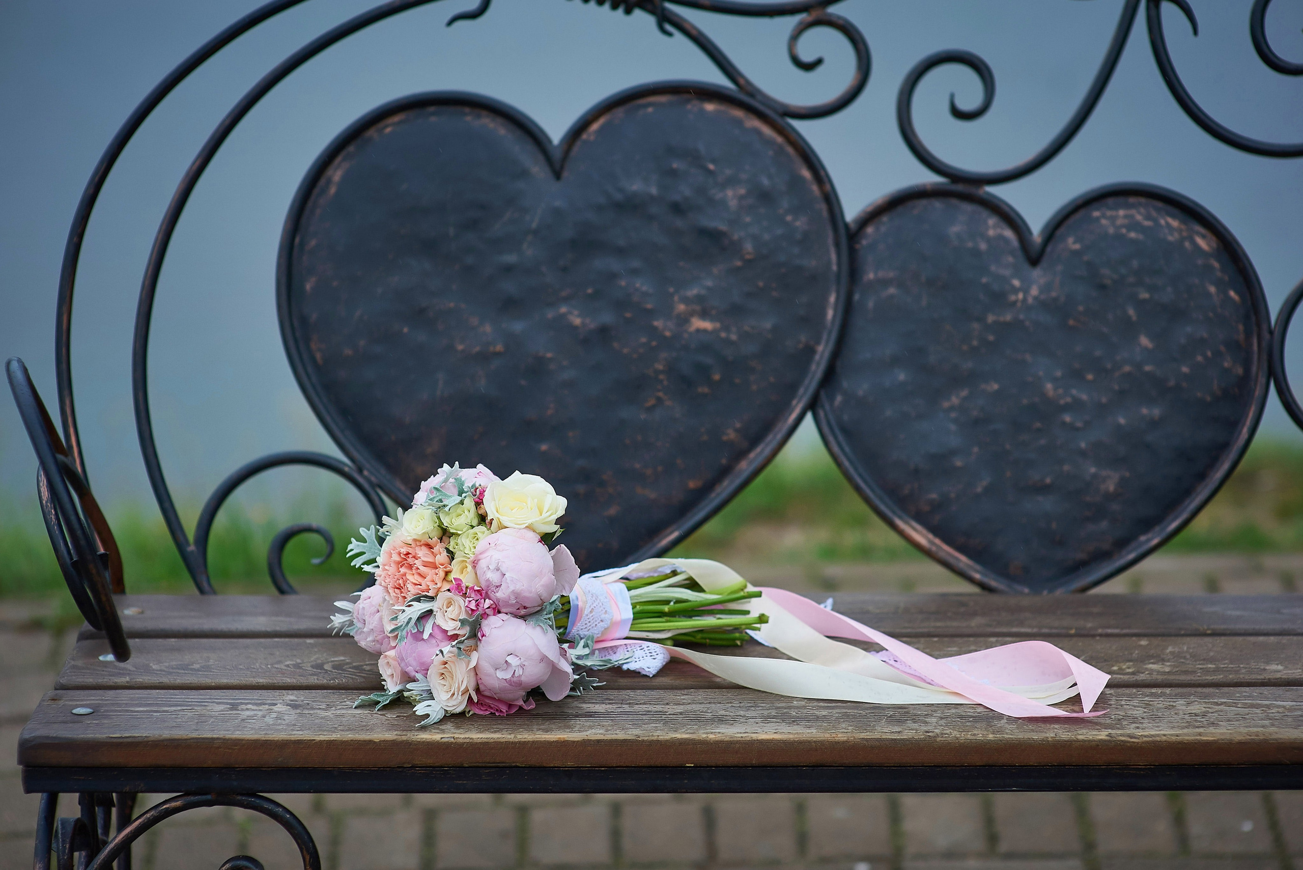 Ульяна и Дмитрий (свадебная прогулка в Сестрорецке под дождем, , фотосессия в верхнем парке Петергофа). Портретный, семейный и свадебный фотограф в Санкт-Петербурге и в Пушкине Ширяев Денис