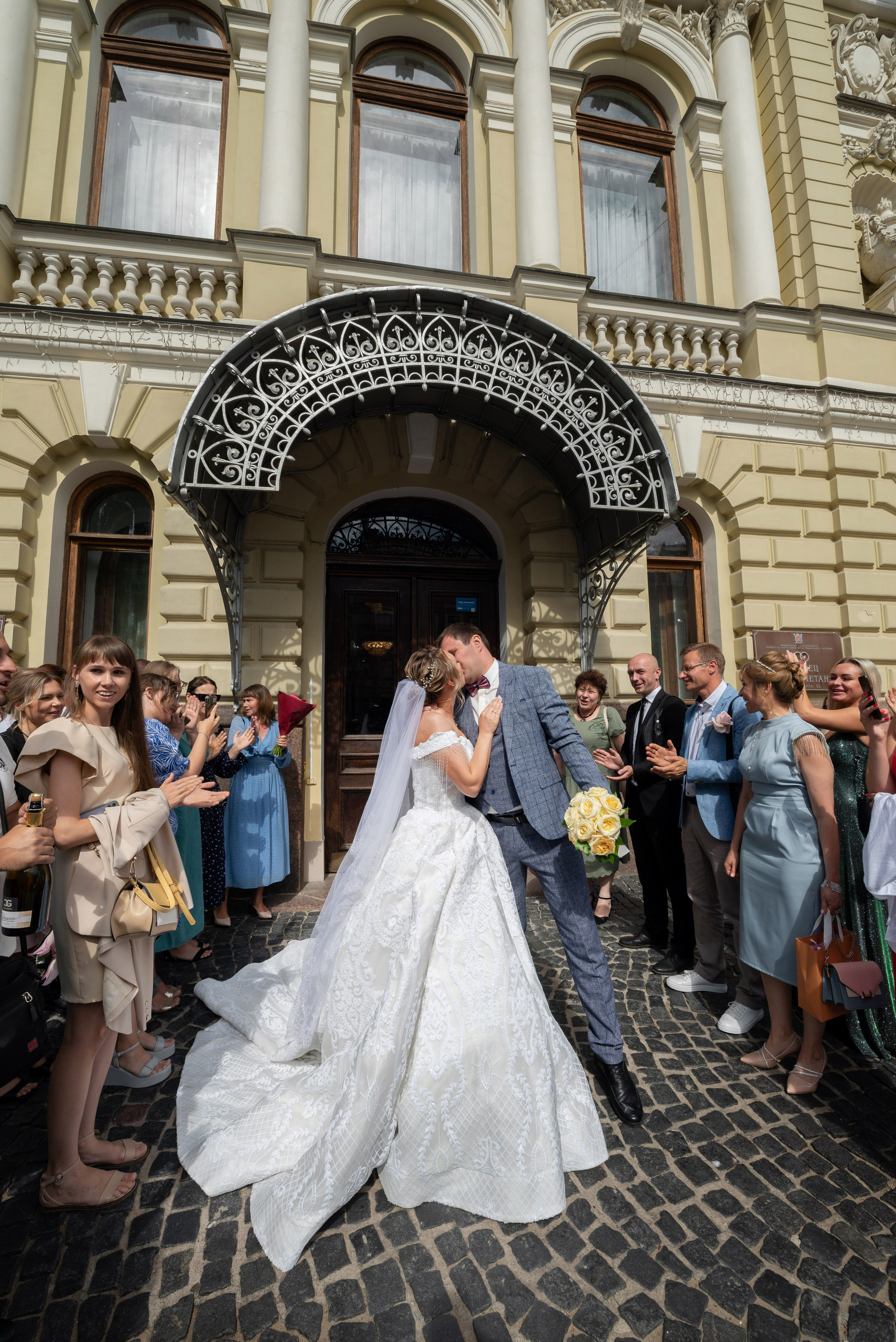 Анастасия и Игорь (фотосессия во Втором Дворце Бракосочетания, Польский сад, здание городской Ратуши). Портретный, семейный и свадебный фотограф в Санкт-Петербурге и в Пушкине Ширяев Денис