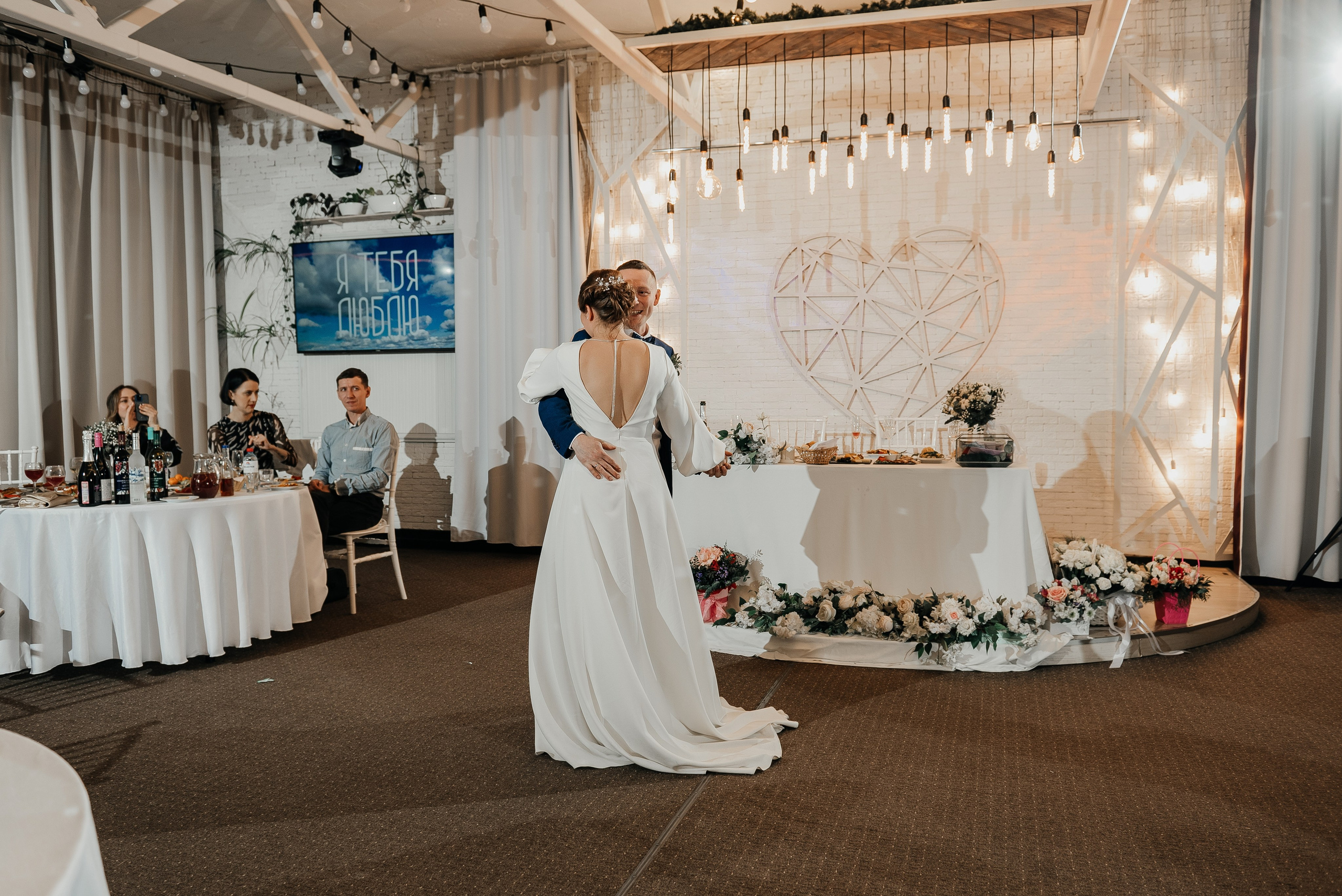 Свадебный фотограф в Екатеринбурге. Свадебная фотосъемка. Свадебный фотограф в Екатеринбурге