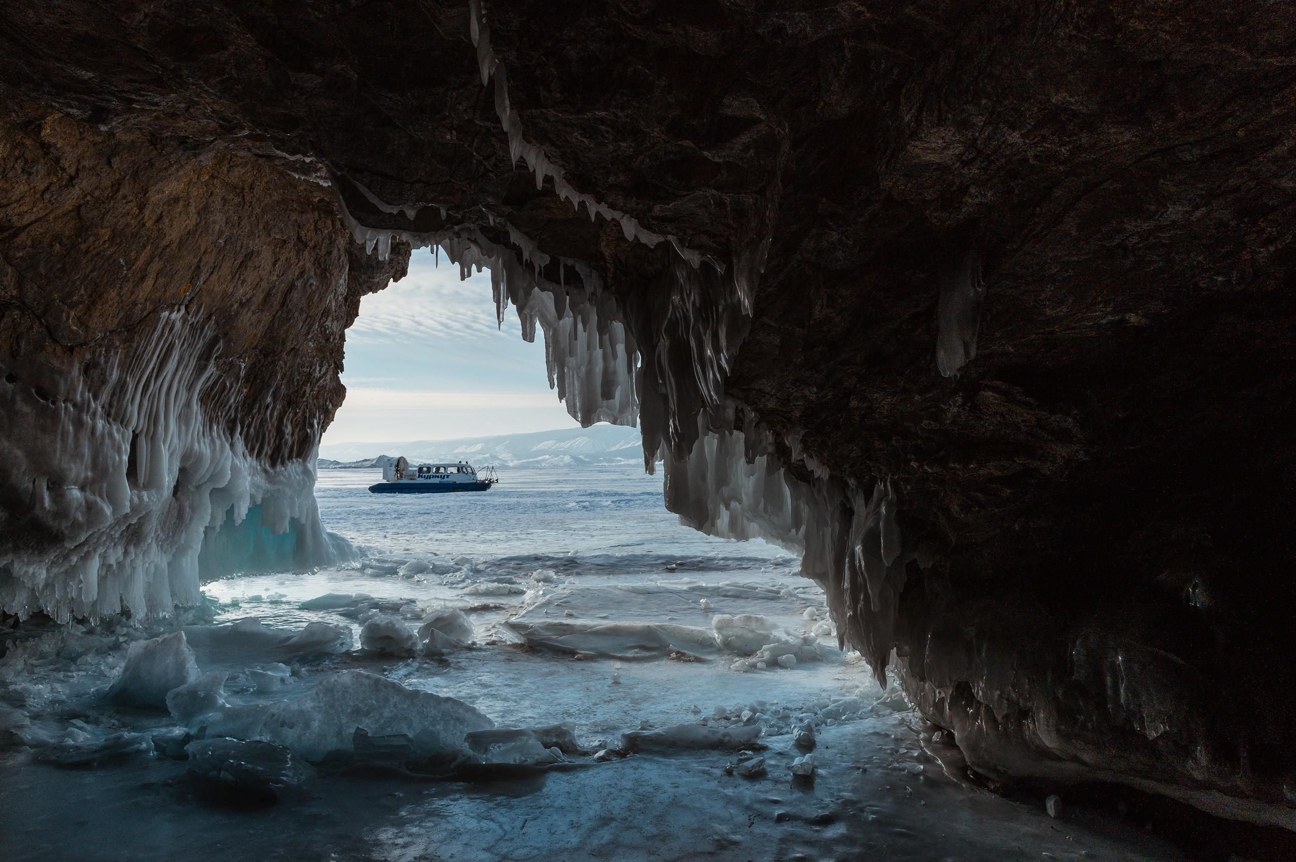 Съёмка тура по зимнему Байкалу. Семейный, портретный, репортажный фотограф lifestyle в Москве и Кирове