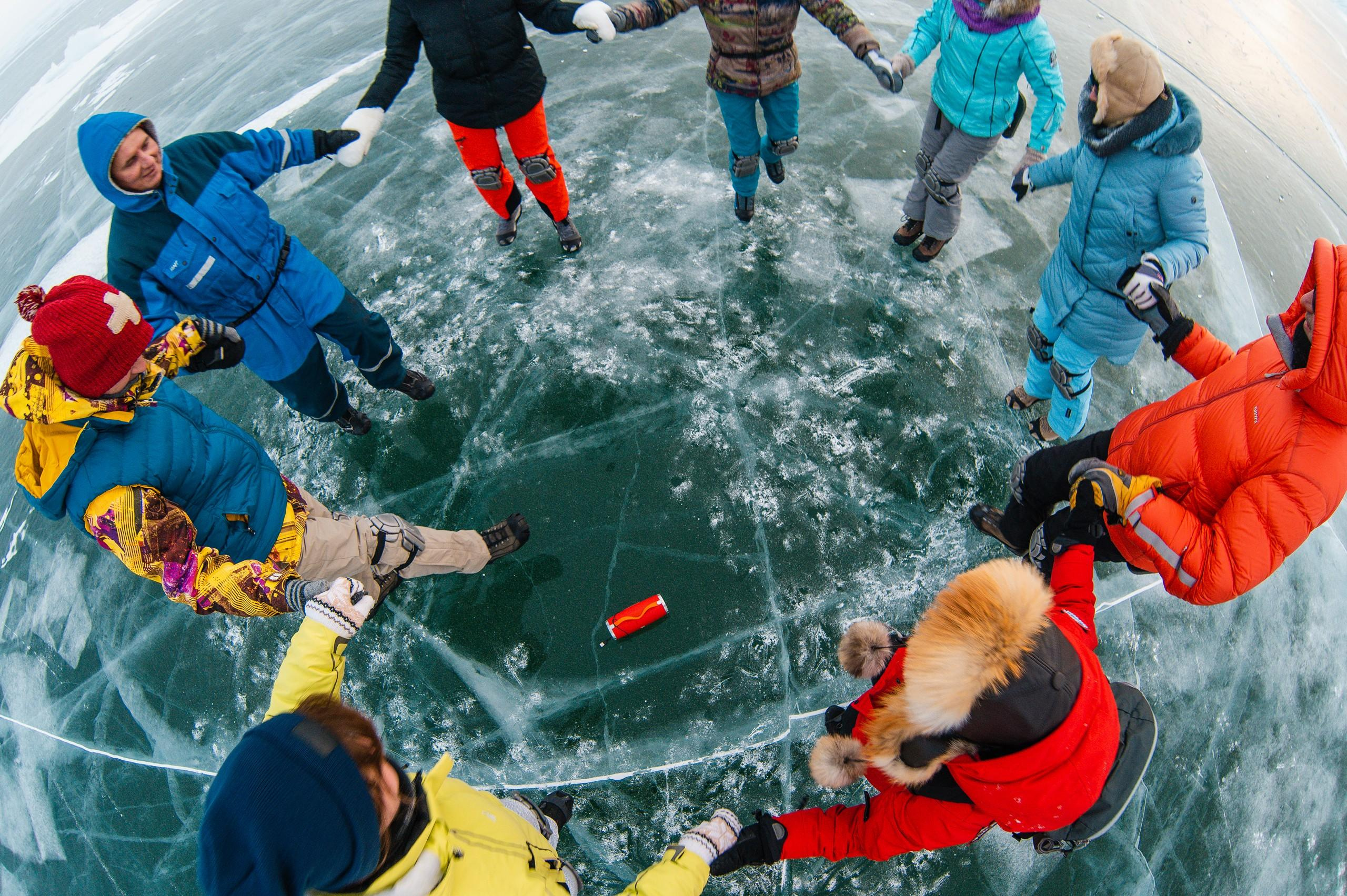 Съёмка тура по зимнему Байкалу. Семейный, портретный, репортажный фотограф lifestyle в Москве и Кирове