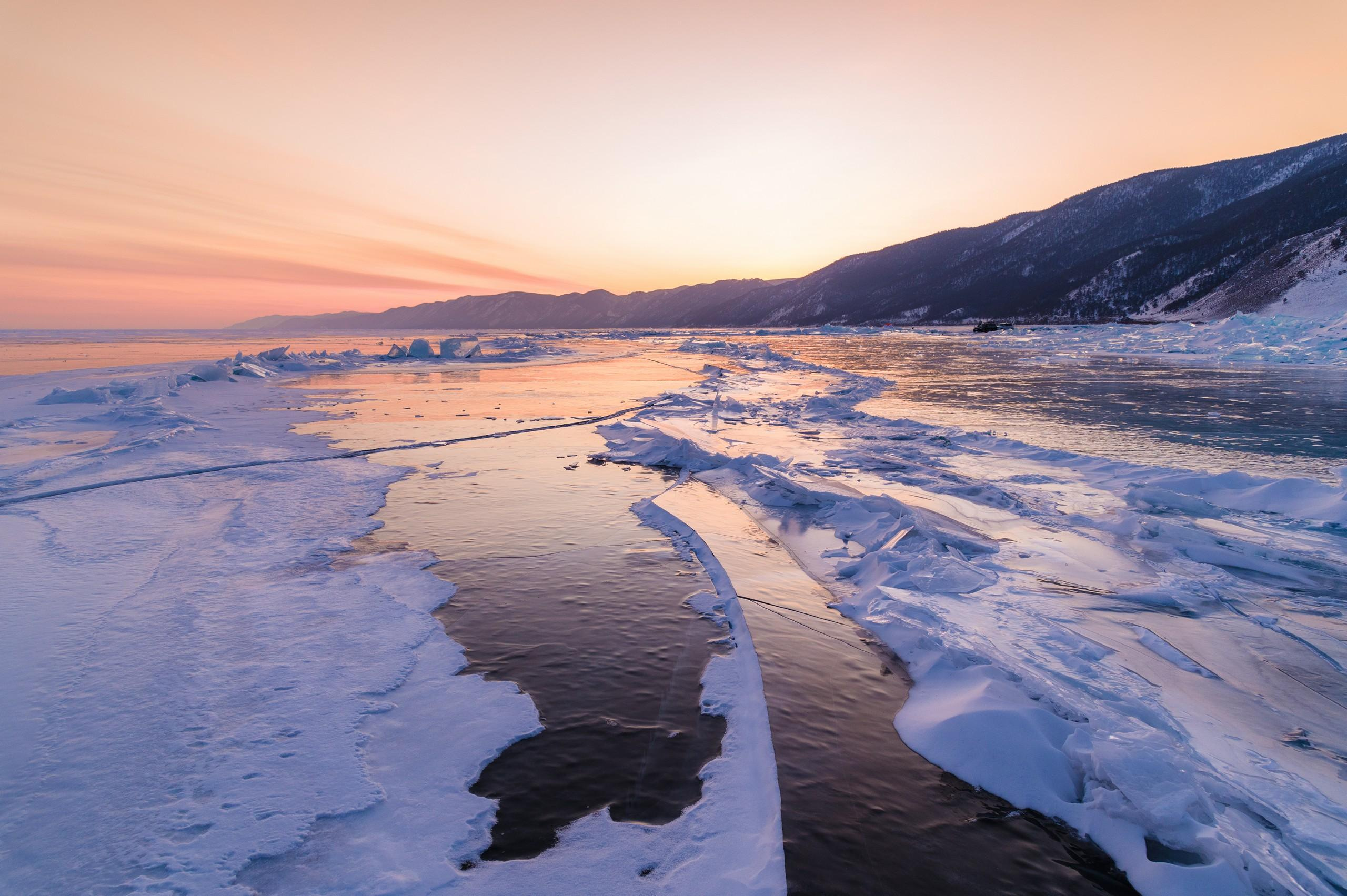 Съёмка тура по зимнему Байкалу. Семейный, портретный, репортажный фотограф lifestyle в Москве и Кирове