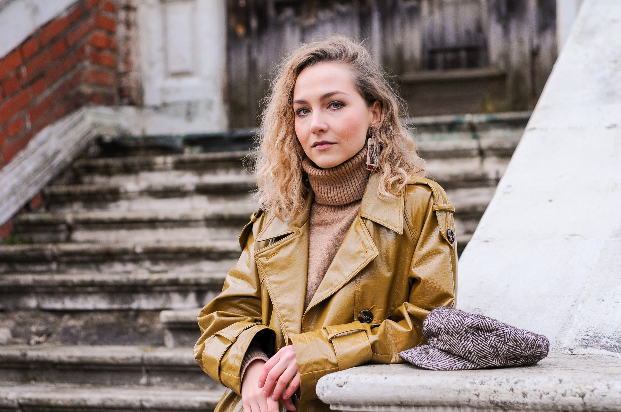 2020 Прогулка с Ольгой в Крутицком подворье. Семейный, портретный, репортажный фотограф lifestyle в Москве и Кирове