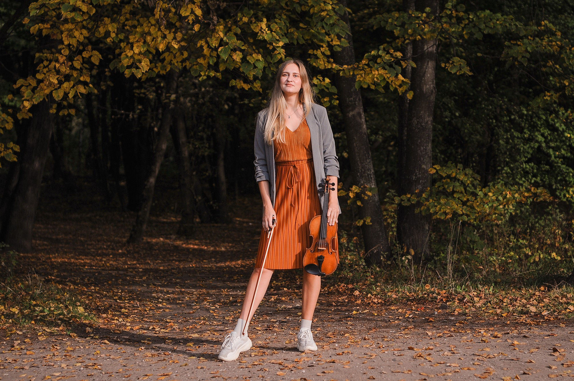 2020 Прогулка с Аней и скрипкой. Семейный, портретный, репортажный фотограф lifestyle в Москве и Кирове