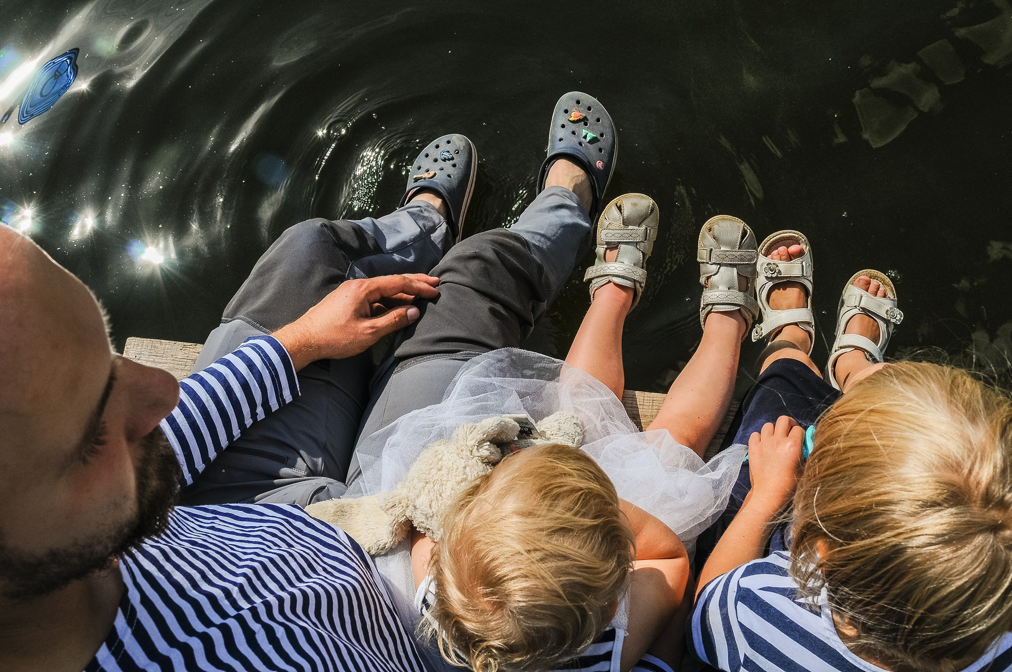 2020 Полосатая семейная фотосессия. Семейный, портретный, репортажный фотограф lifestyle в Москве и Кирове