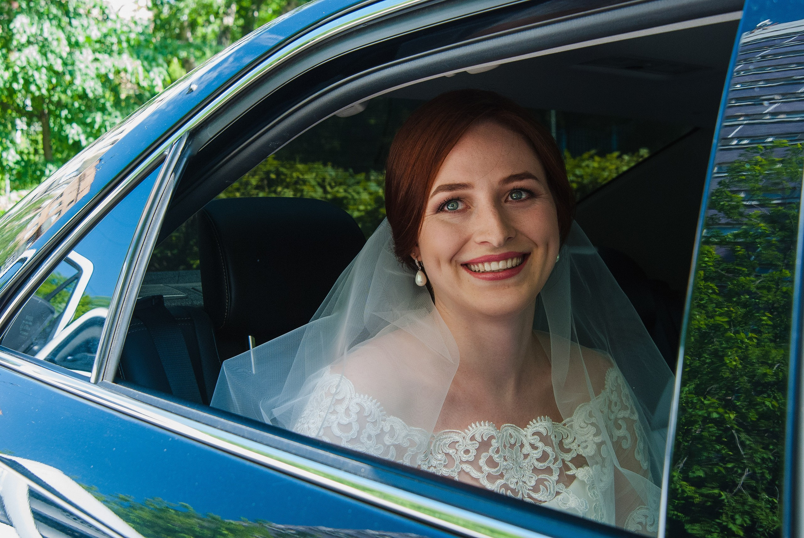 Анастасия и Роман. Утро невесты и торжественная регистрация. Семейный, портретный, репортажный фотограф lifestyle в Москве и Кирове