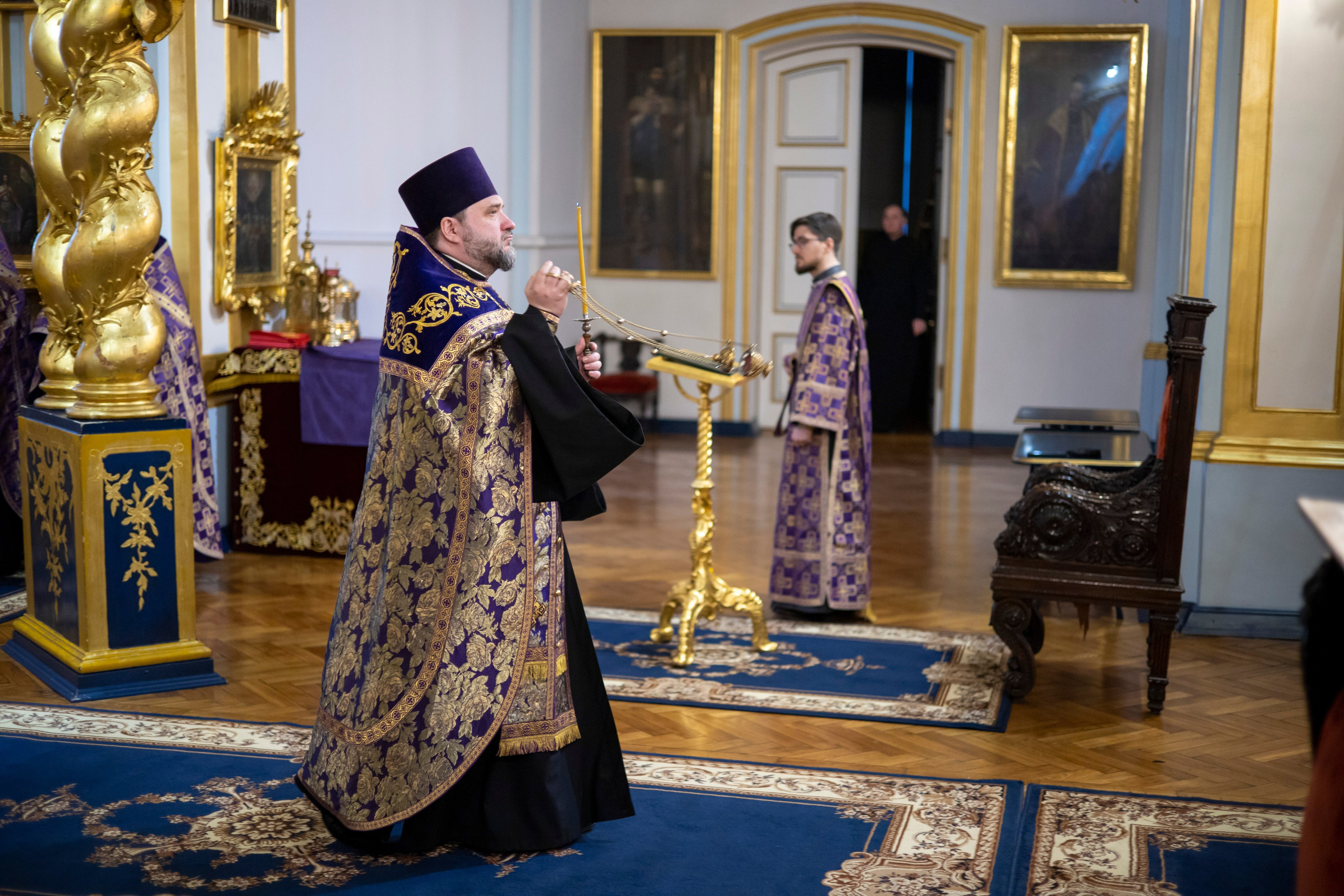 ВСЕНОЩНОЕ БДЕНИЕ С ЧИНОМ ИЗНЕСЕНИЯ ЧЕСТНОГО И ЖИВОТВОРЯЩЕГО КРЕСТА ГОСПОДНЯ. НИКОЛО-БОГОЯВЛЕНСКИЙ МОРСКОЙ СОБОР